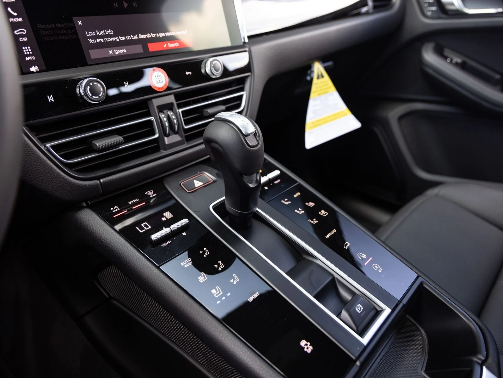 2026 Porsche Macan (95B), 17/20