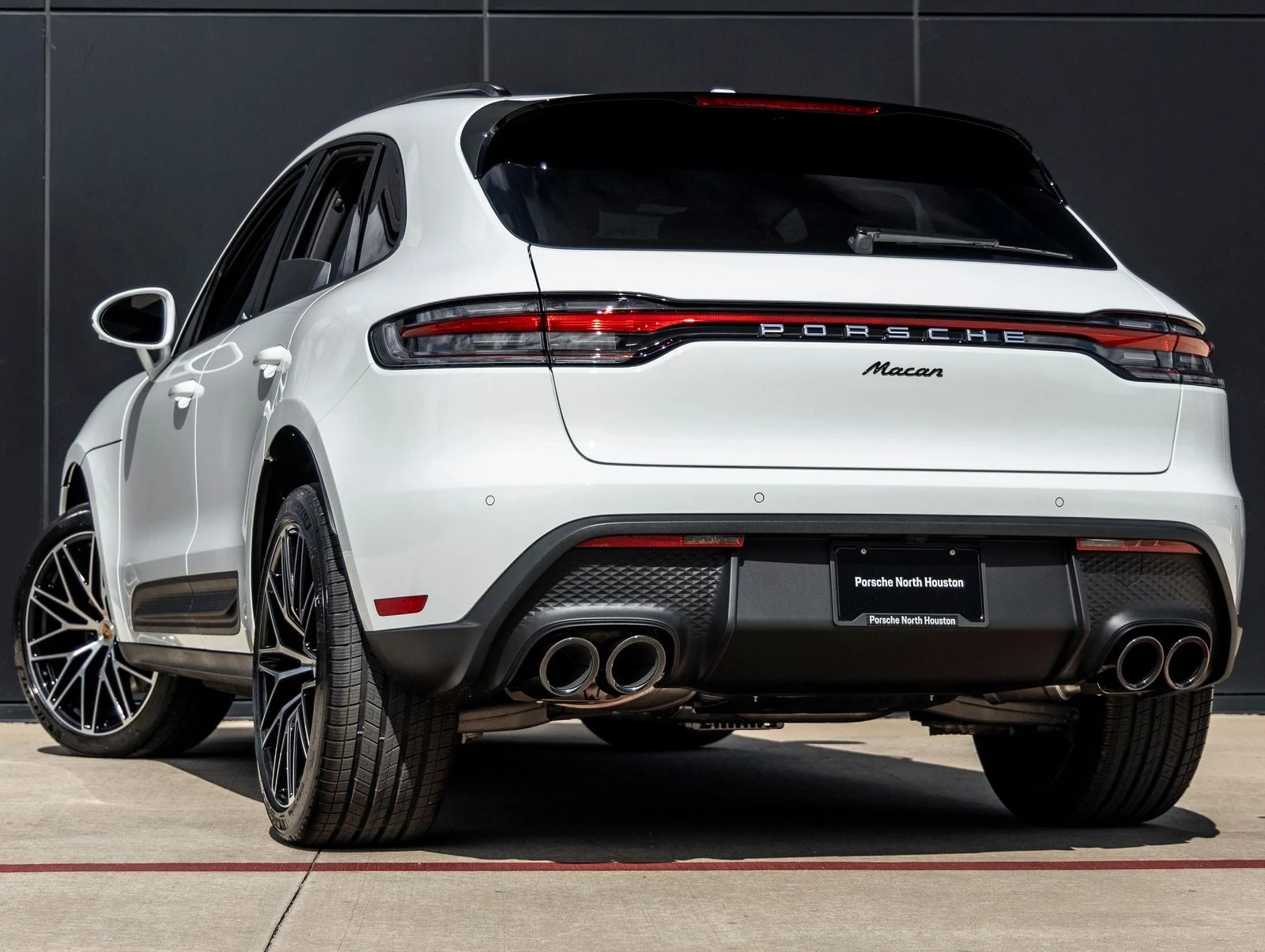 2026 Porsche Macan (95B), 3/20