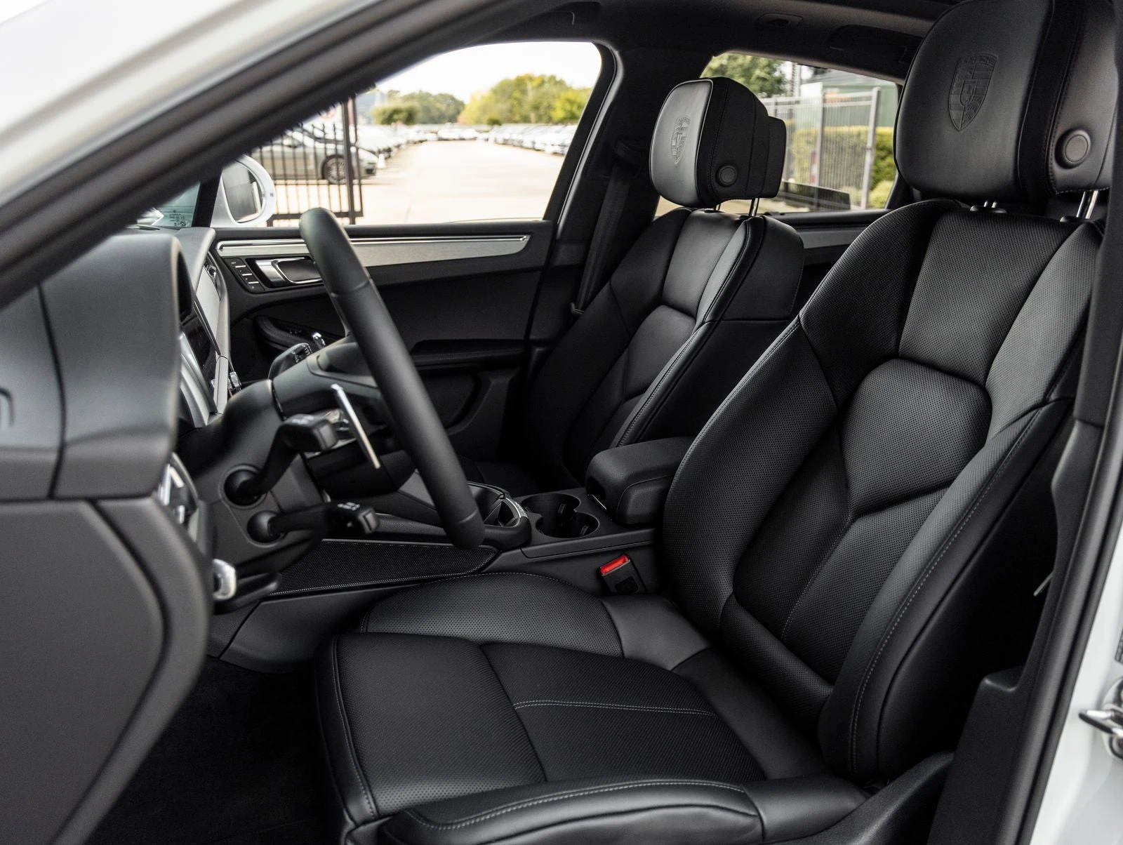 2026 Porsche Macan (95B), 5/20