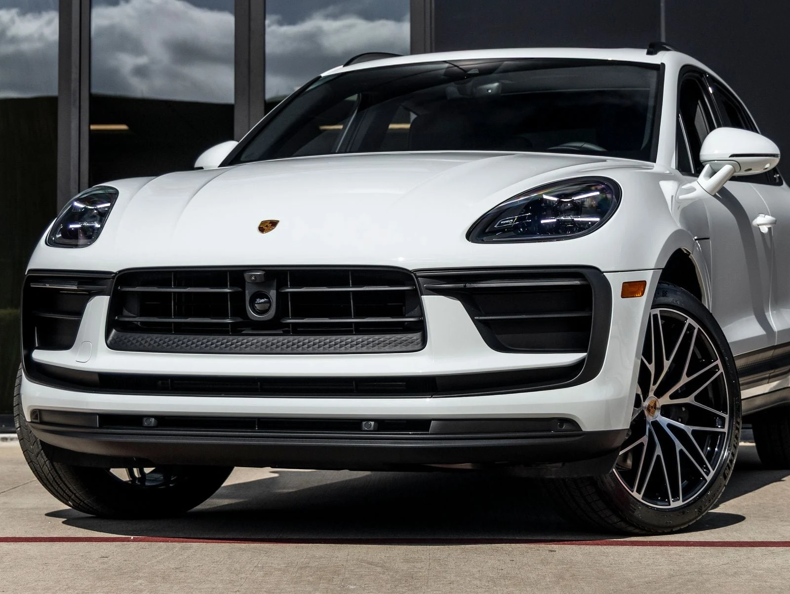 2026 Porsche Macan (95B), 7/20
