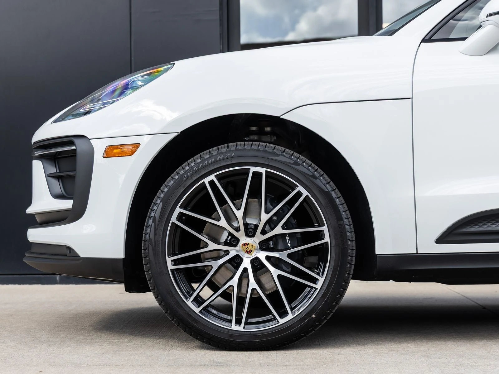 2026 Porsche Macan (95B), 13/20