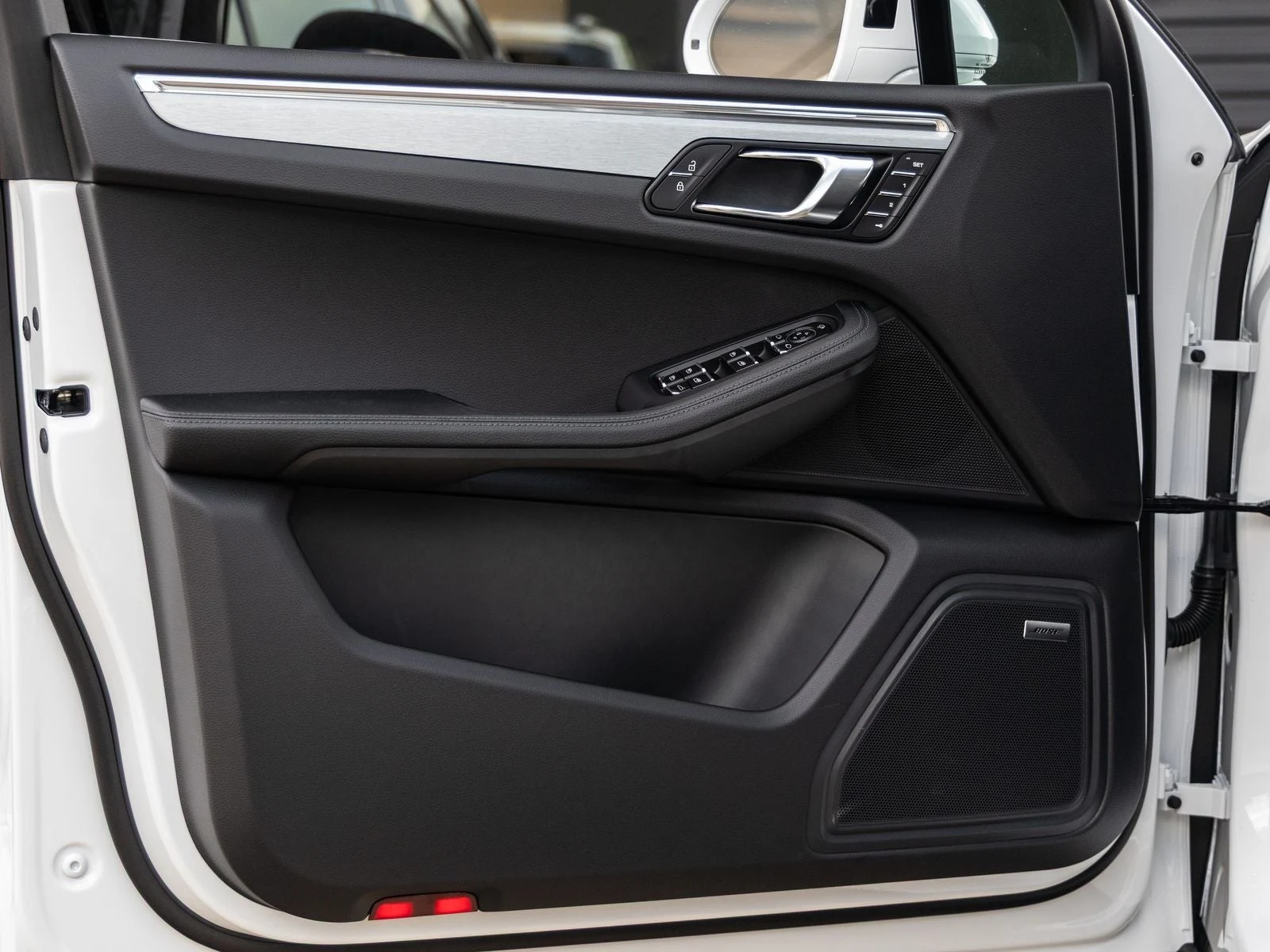 2026 Porsche Macan (95B), 20/20