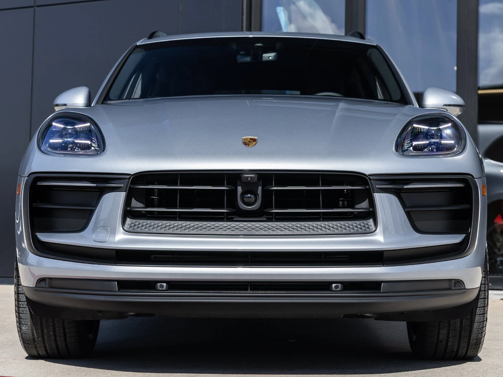 2026 Porsche Macan (95B), 8/20