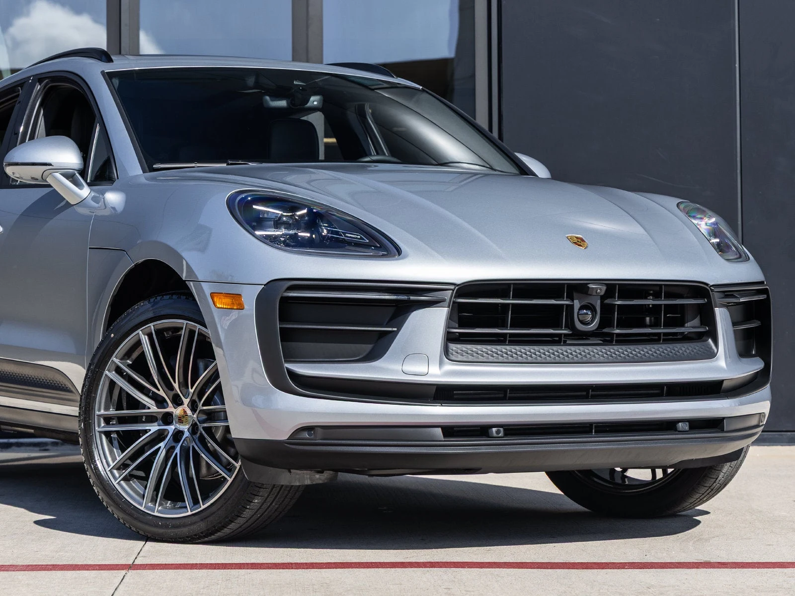 2026 Porsche Macan (95B), 9/20