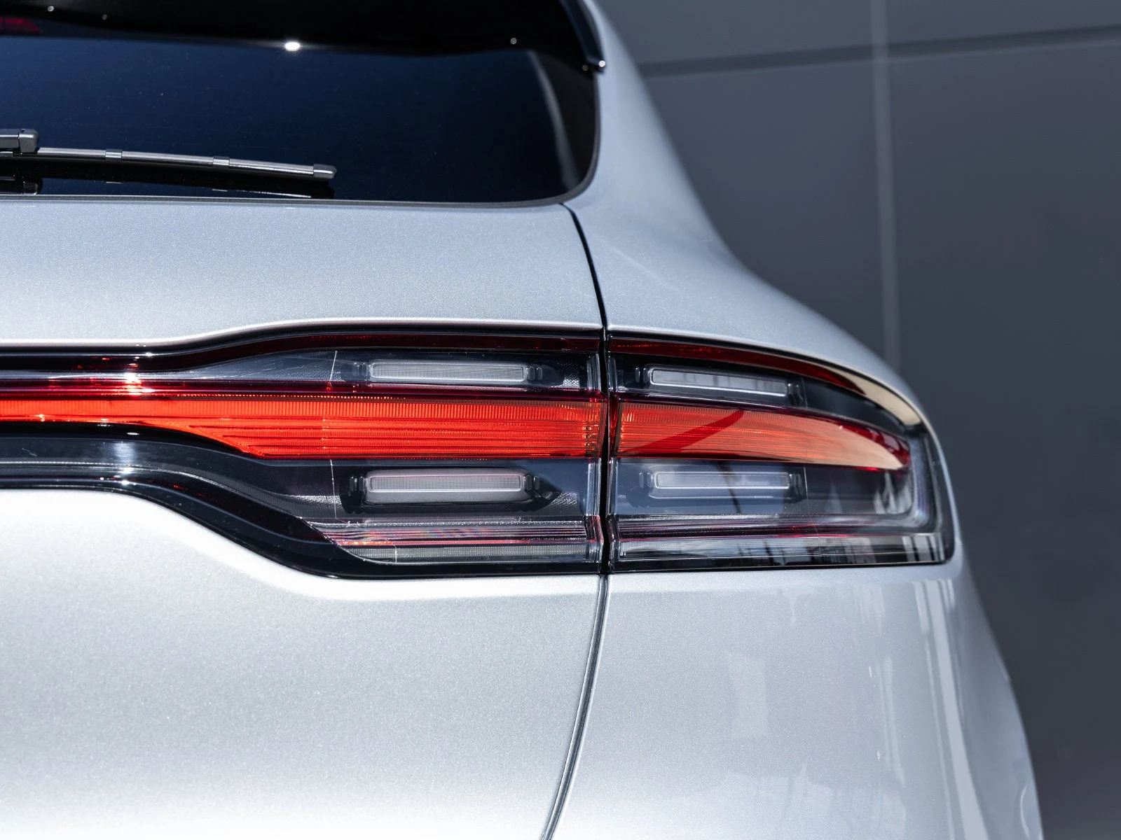 2026 Porsche Macan (95B), 14/20