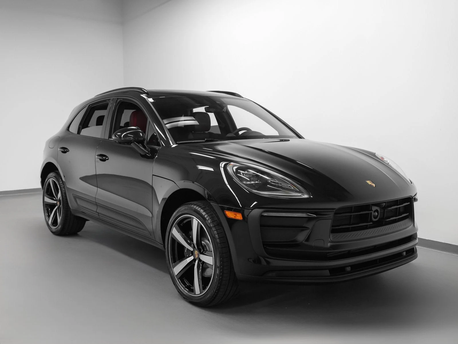 2026 Porsche Macan (95B), 9/20