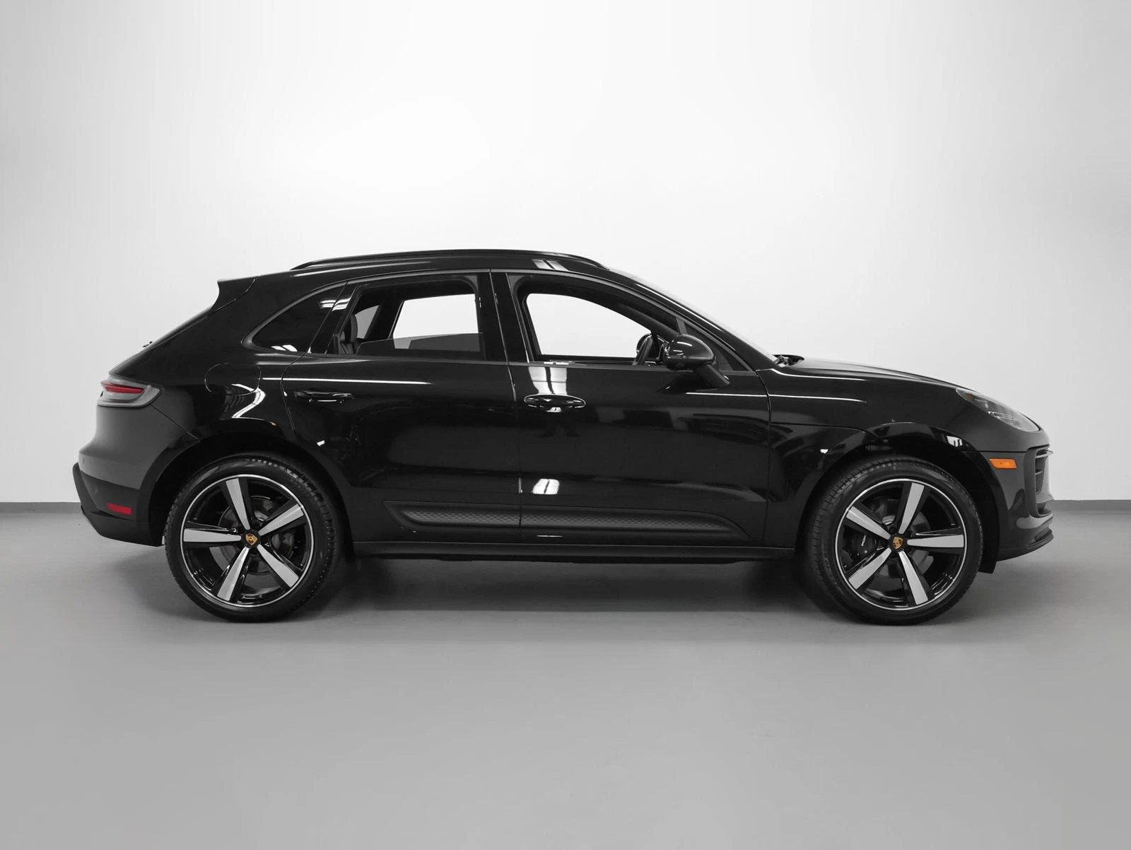 2026 Porsche Macan (95B), 12/20