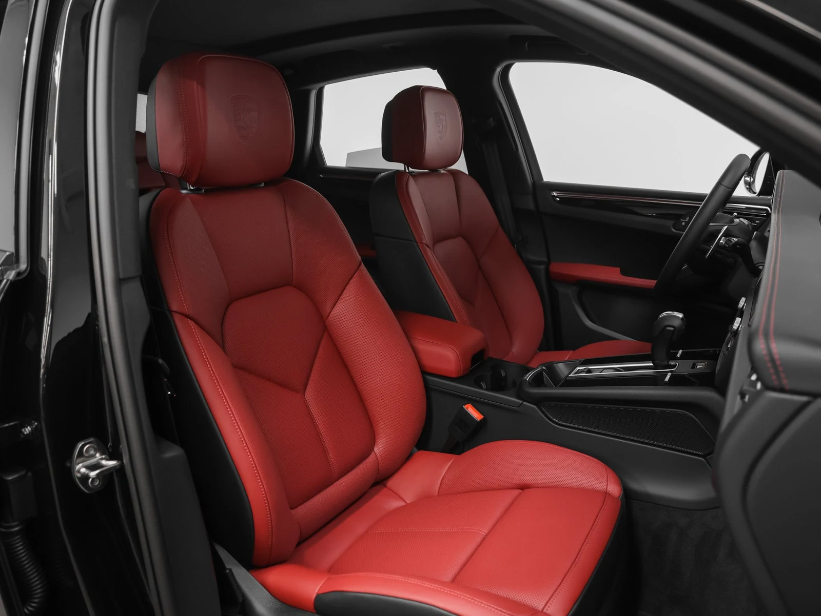 2026 Porsche Macan (95B), 19/20