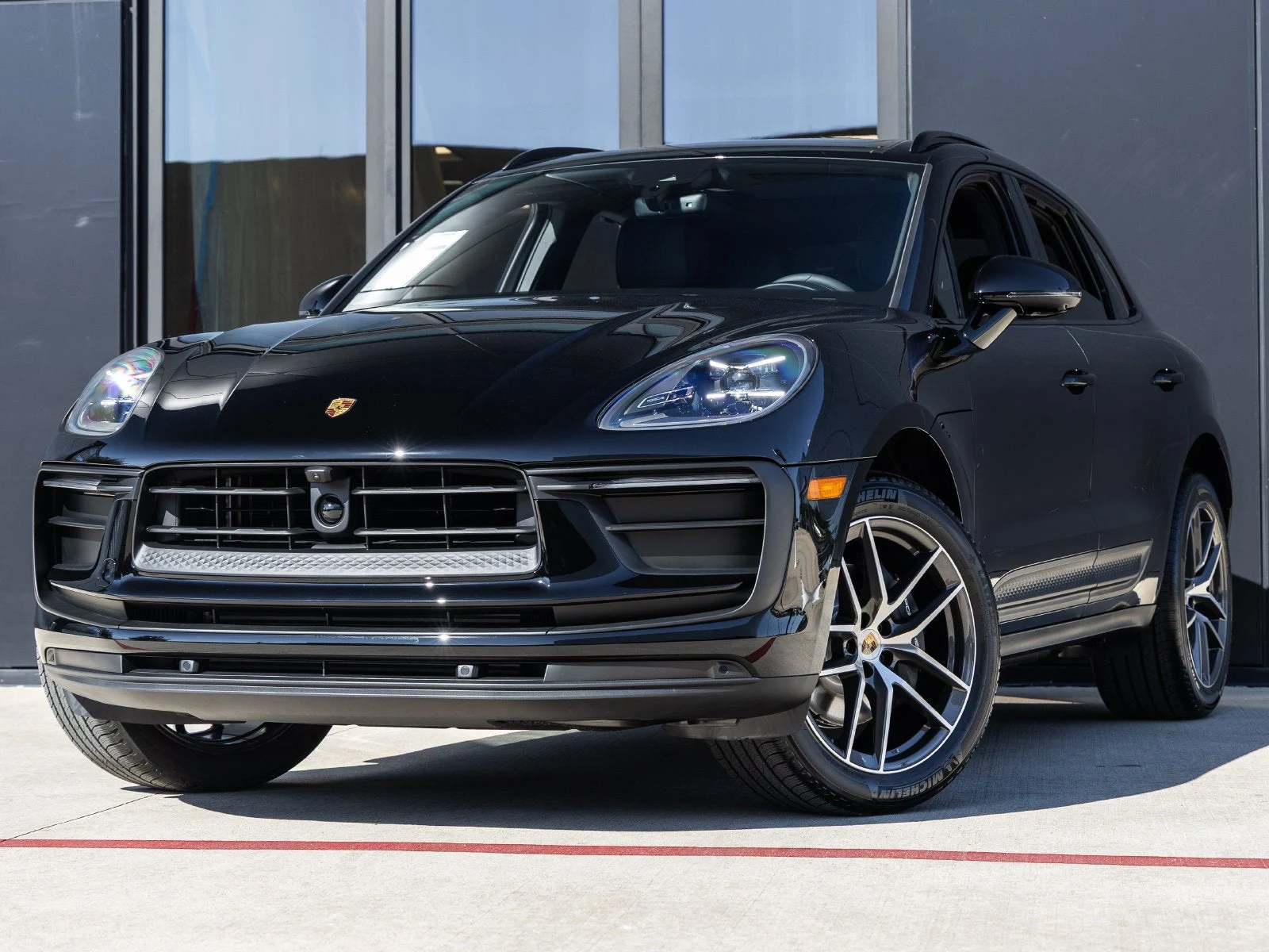 Porsche Macan (95B) · black · Indigo Auto Group