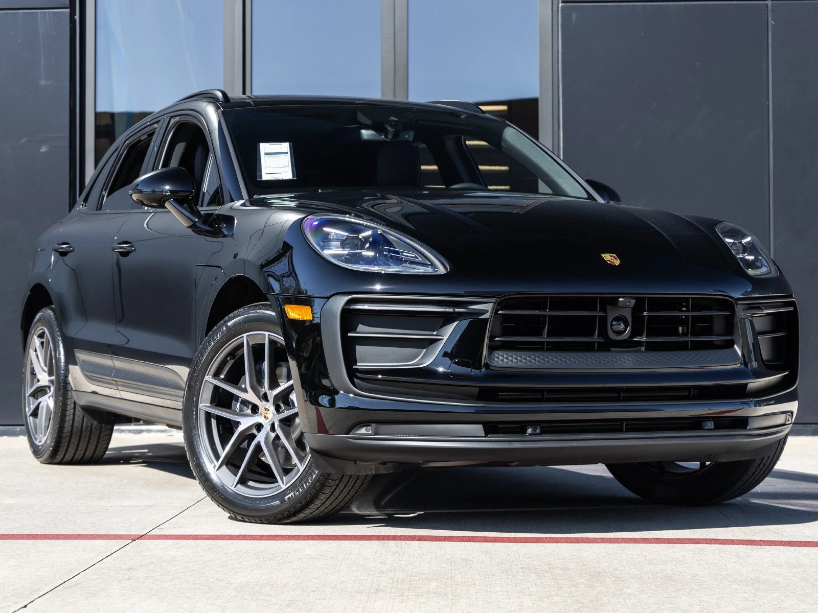 2026 Porsche Macan (95B), 6/20