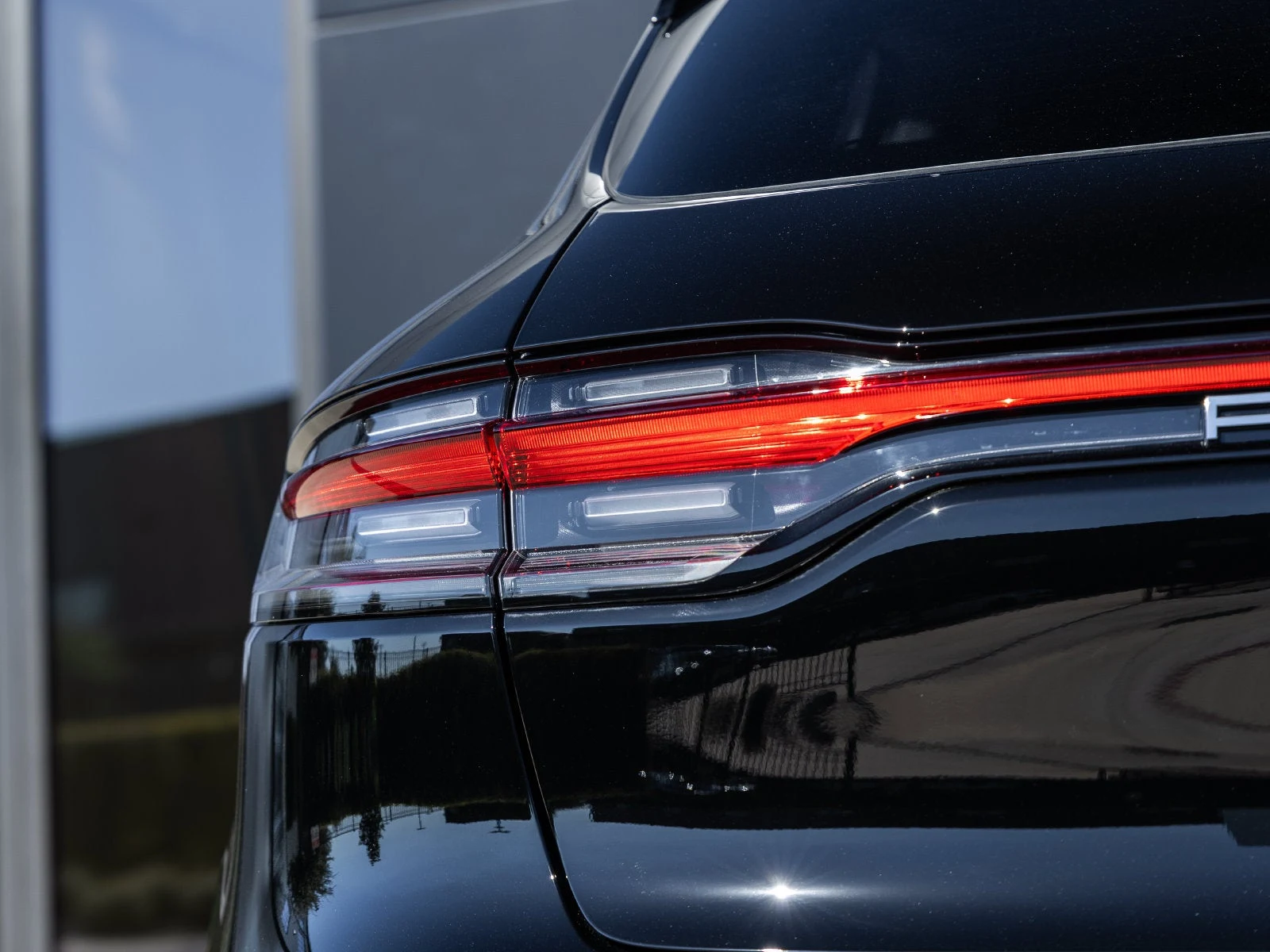 2026 Porsche Macan (95B), 14/20
