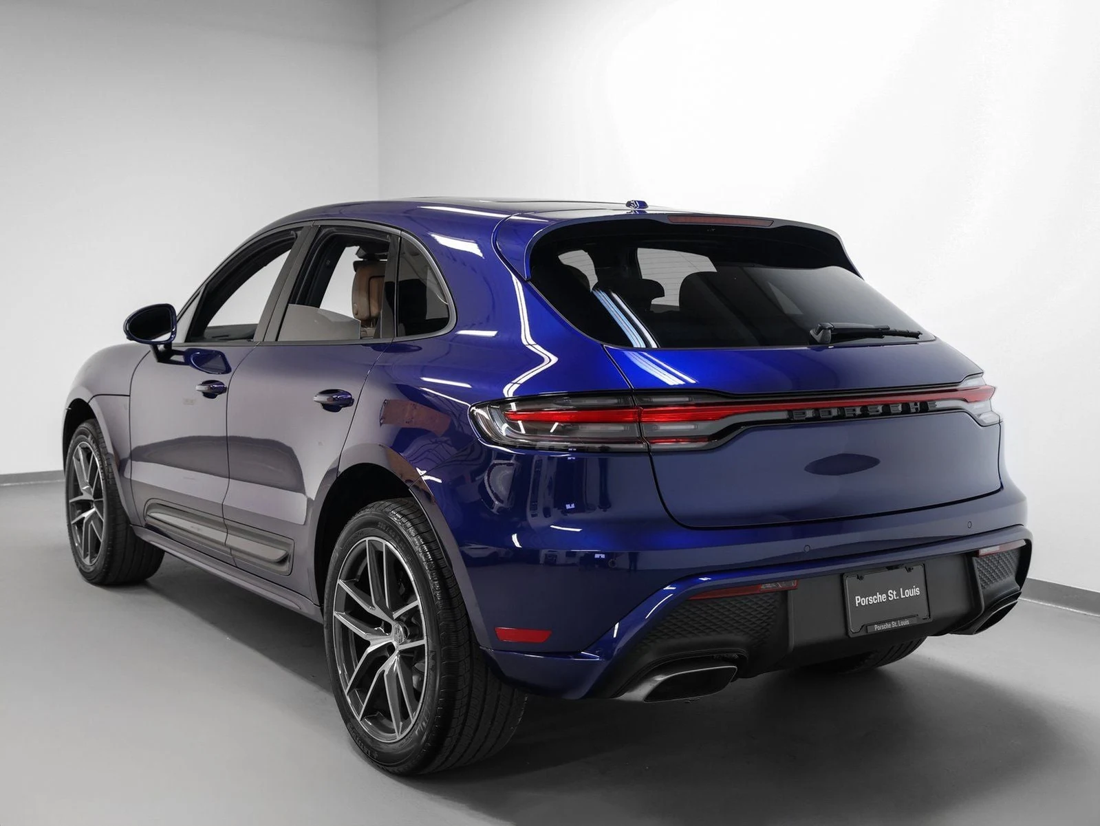 2026 Porsche Macan (95B), 3/20
