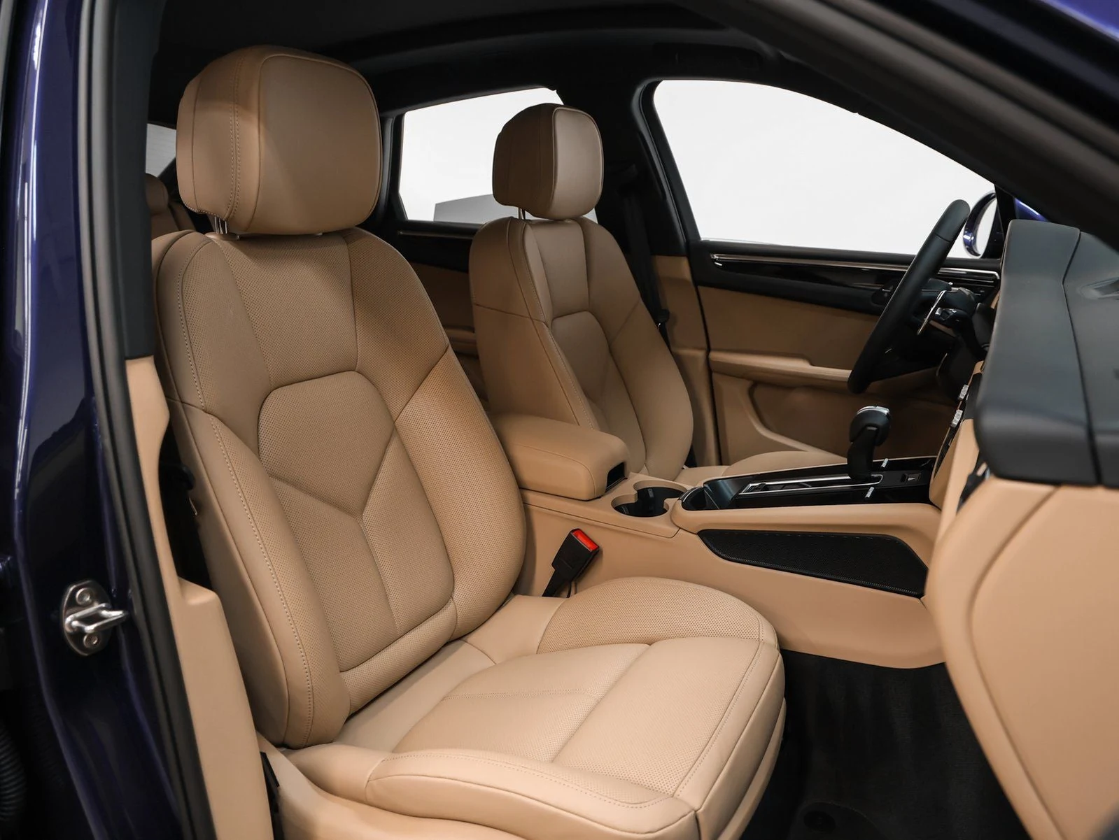 2026 Porsche Macan (95B), 19/20