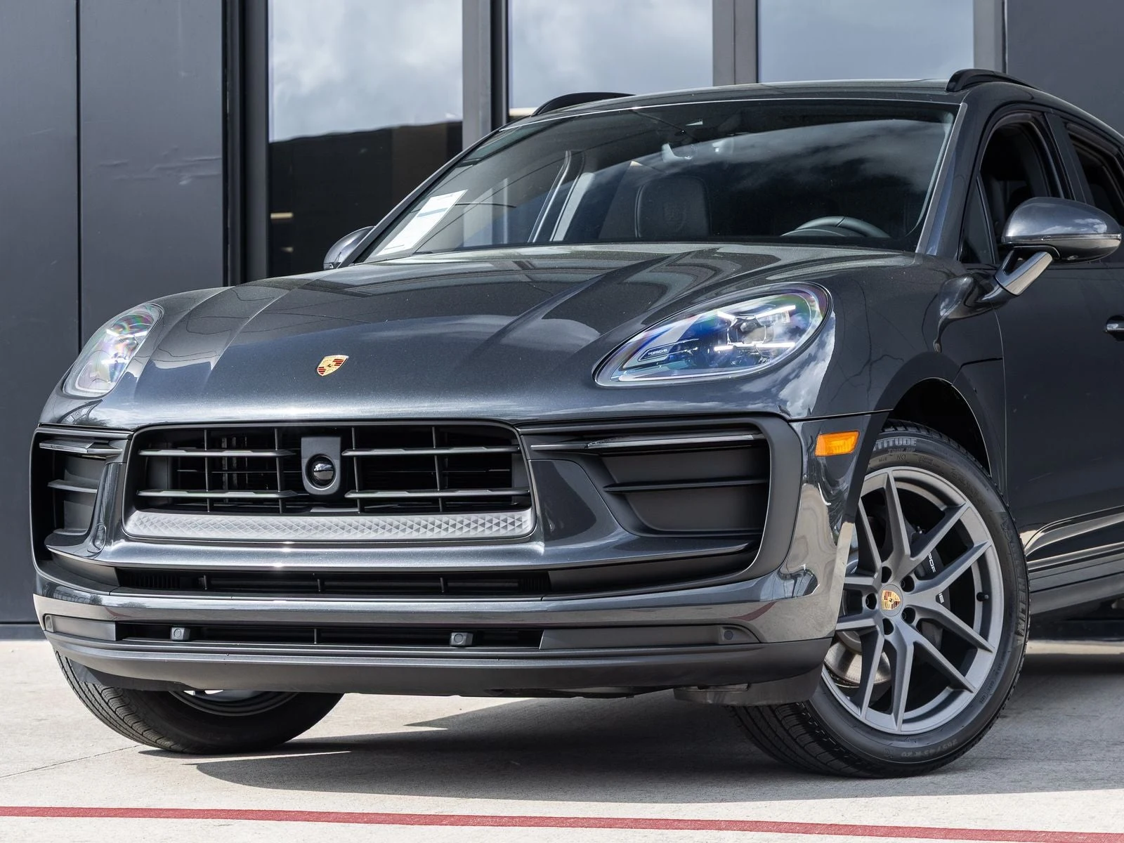 2026 Porsche Macan (95B), 7/20