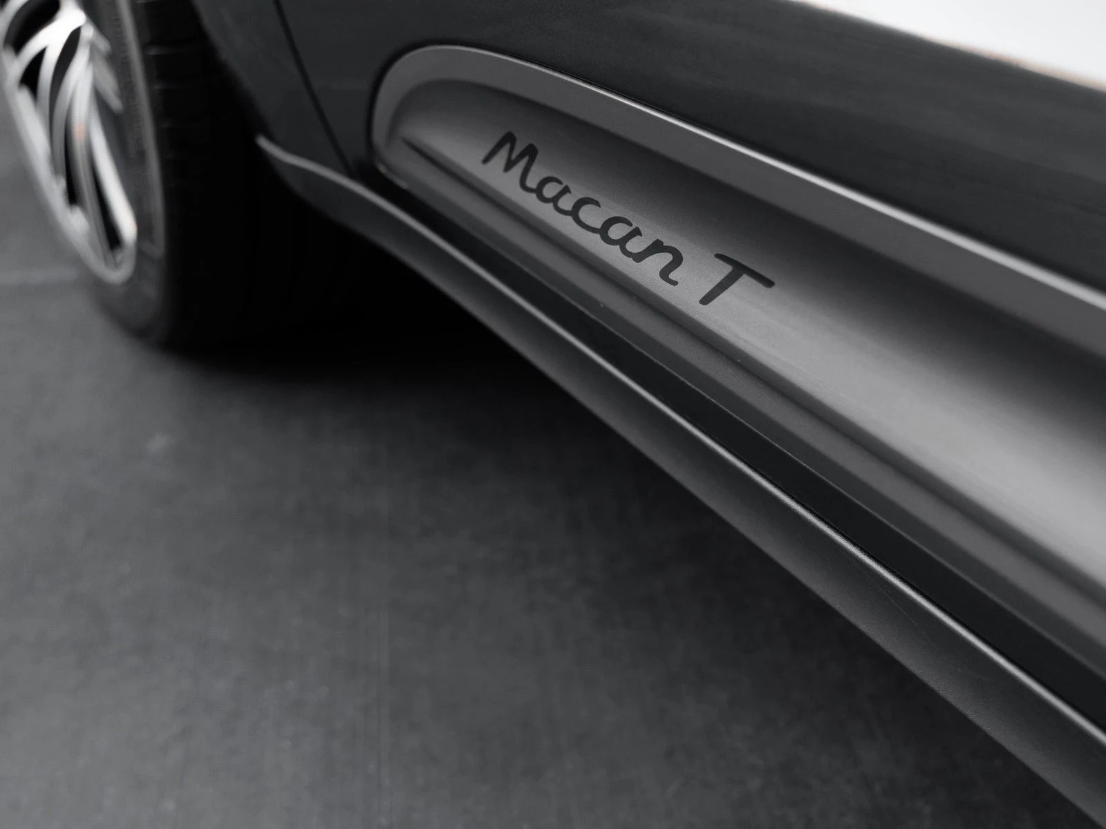 2026 Porsche Macan T (95B), 13/20