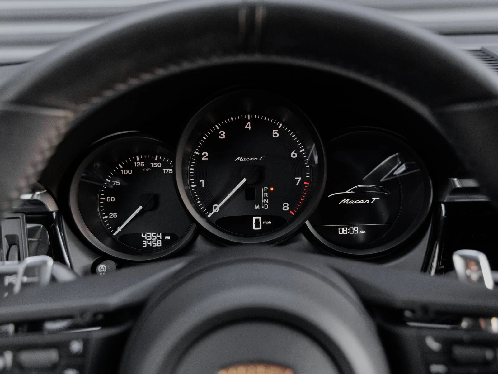 2026 Porsche Macan T (95B), 20/20