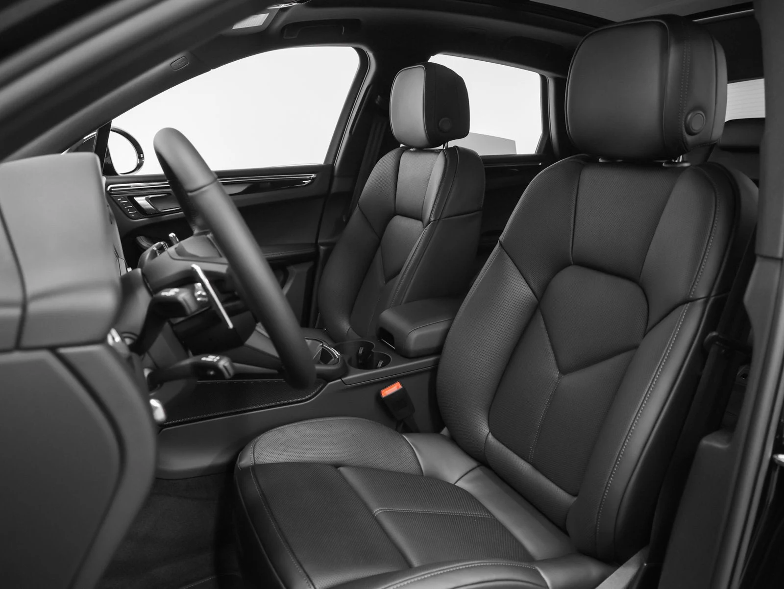 2026 Porsche Macan (95B), 5/20