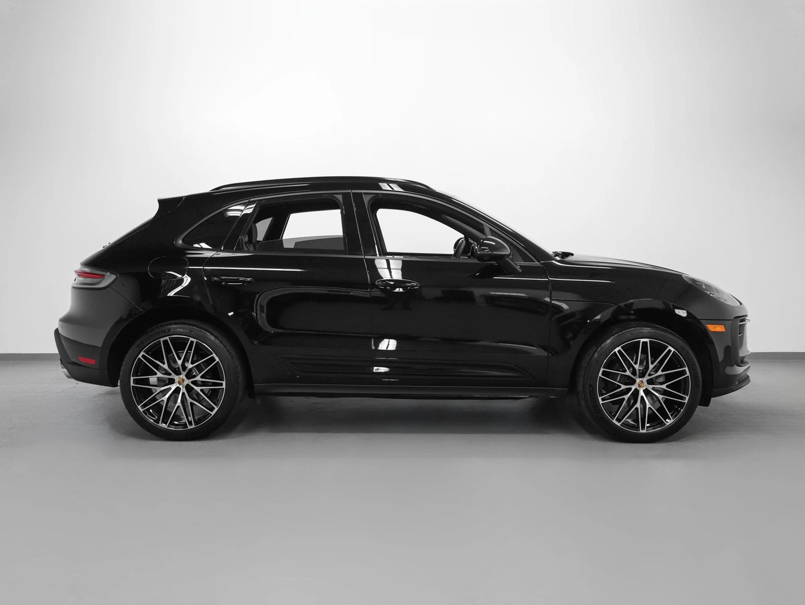 2026 Porsche Macan (95B), 12/20