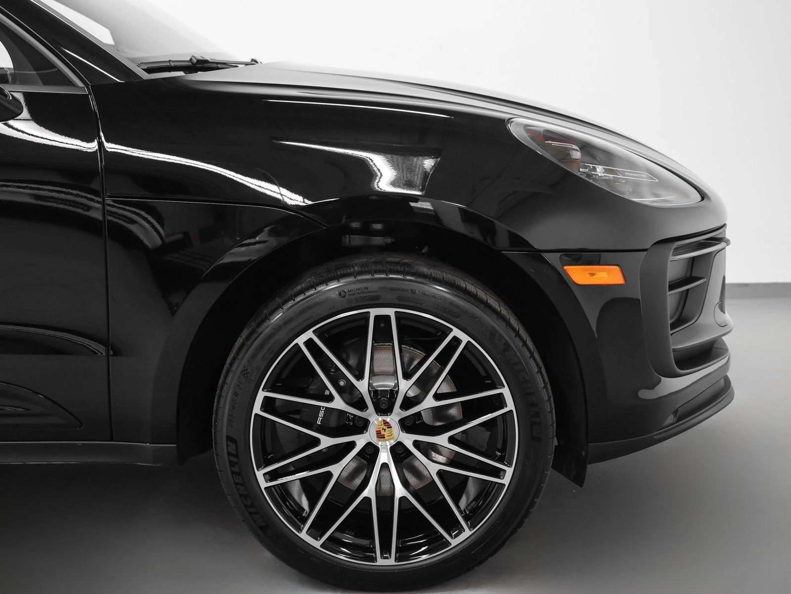 2026 Porsche Macan (95B), 14/20