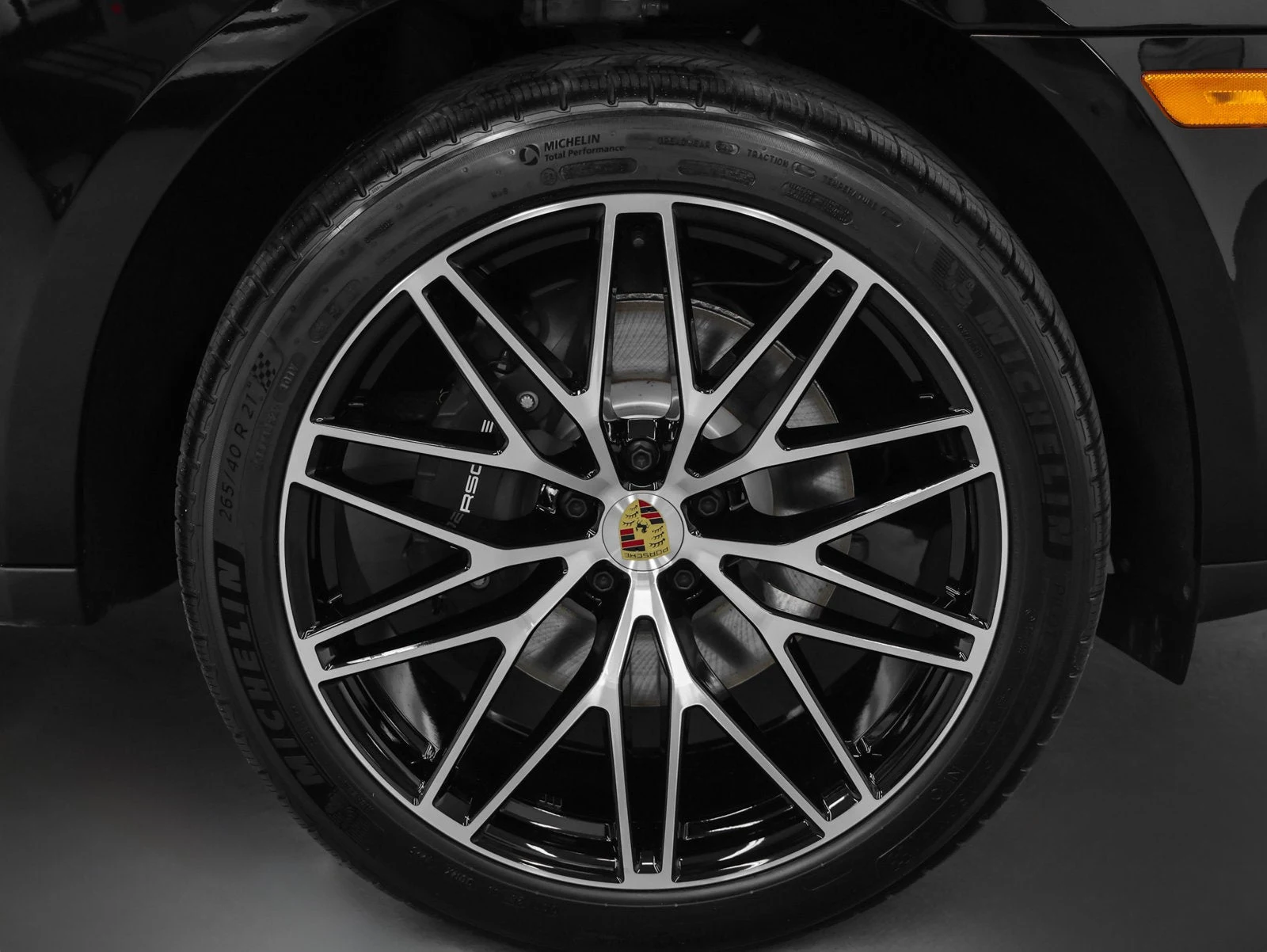 2026 Porsche Macan (95B), 15/20