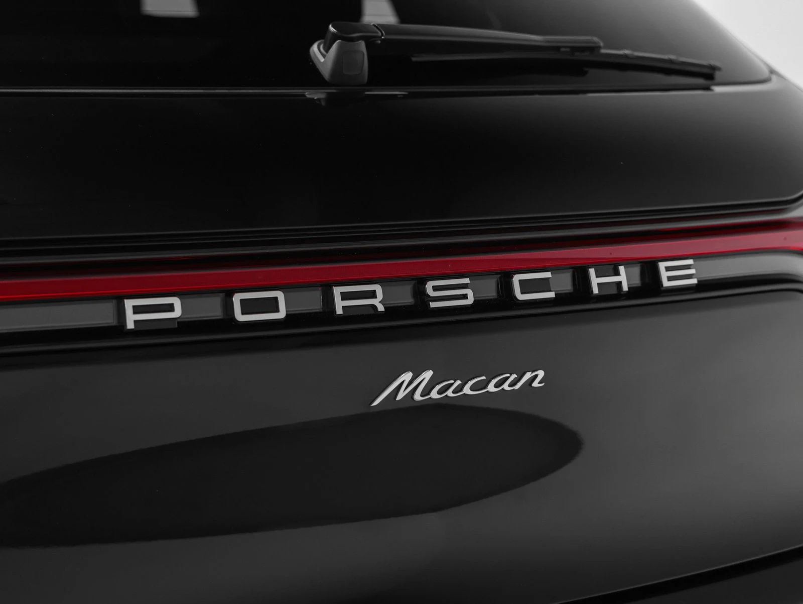 2026 Porsche Macan (95B), 18/20
