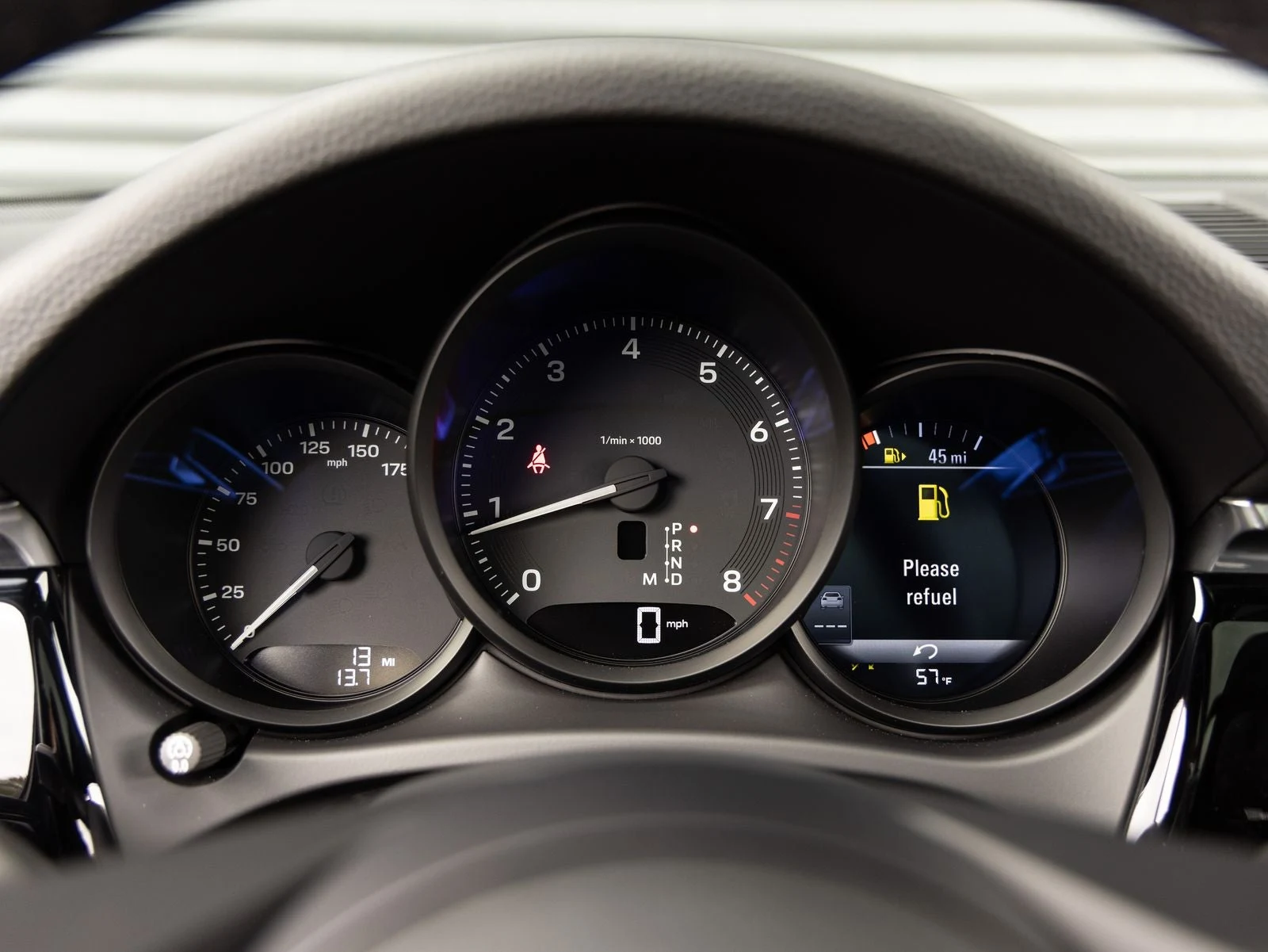 2026 Porsche Macan (95B), 13/20