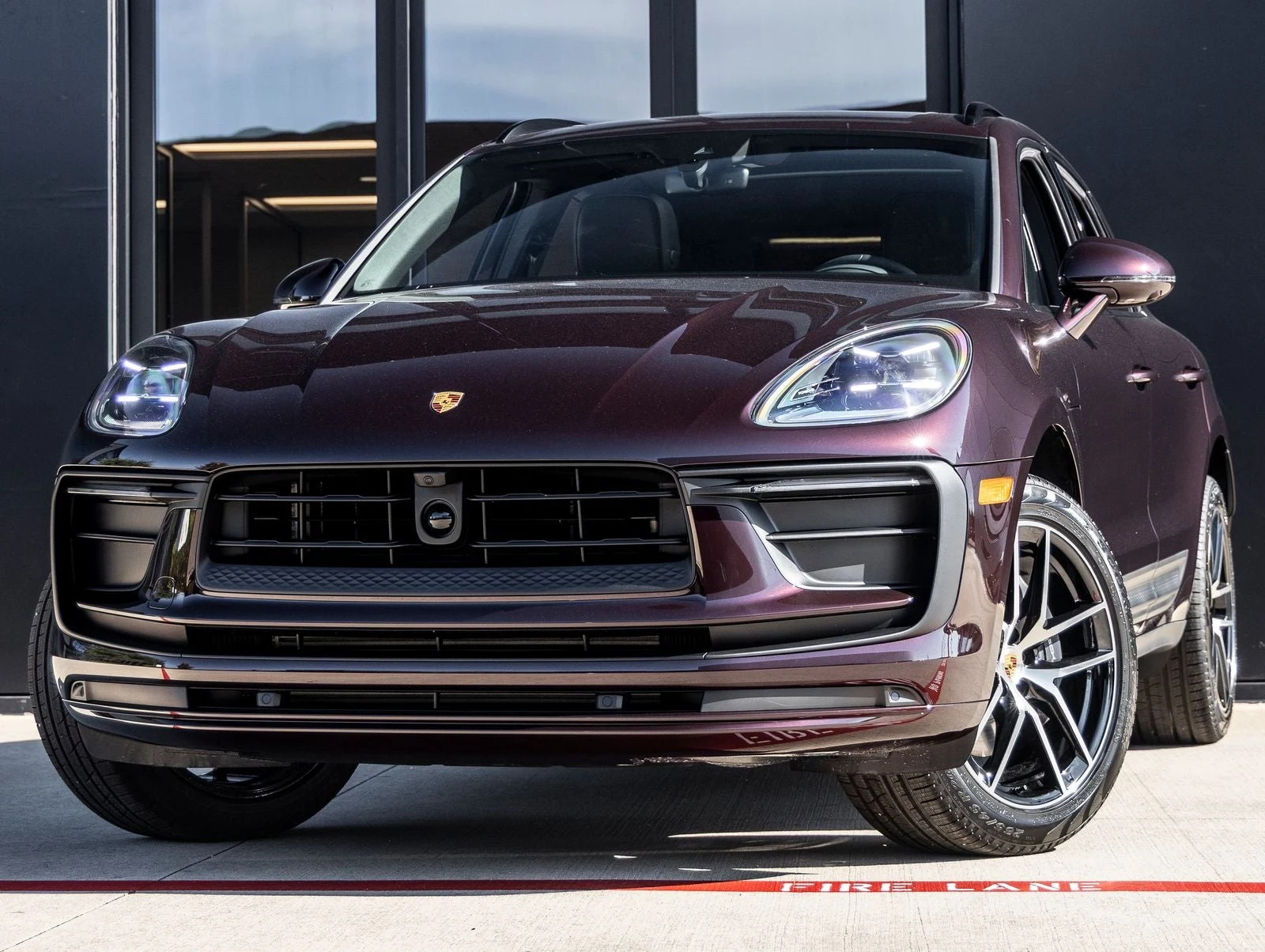 Porsche Macan (95B) · Copper Ruby Metallic · Indigo Auto Group