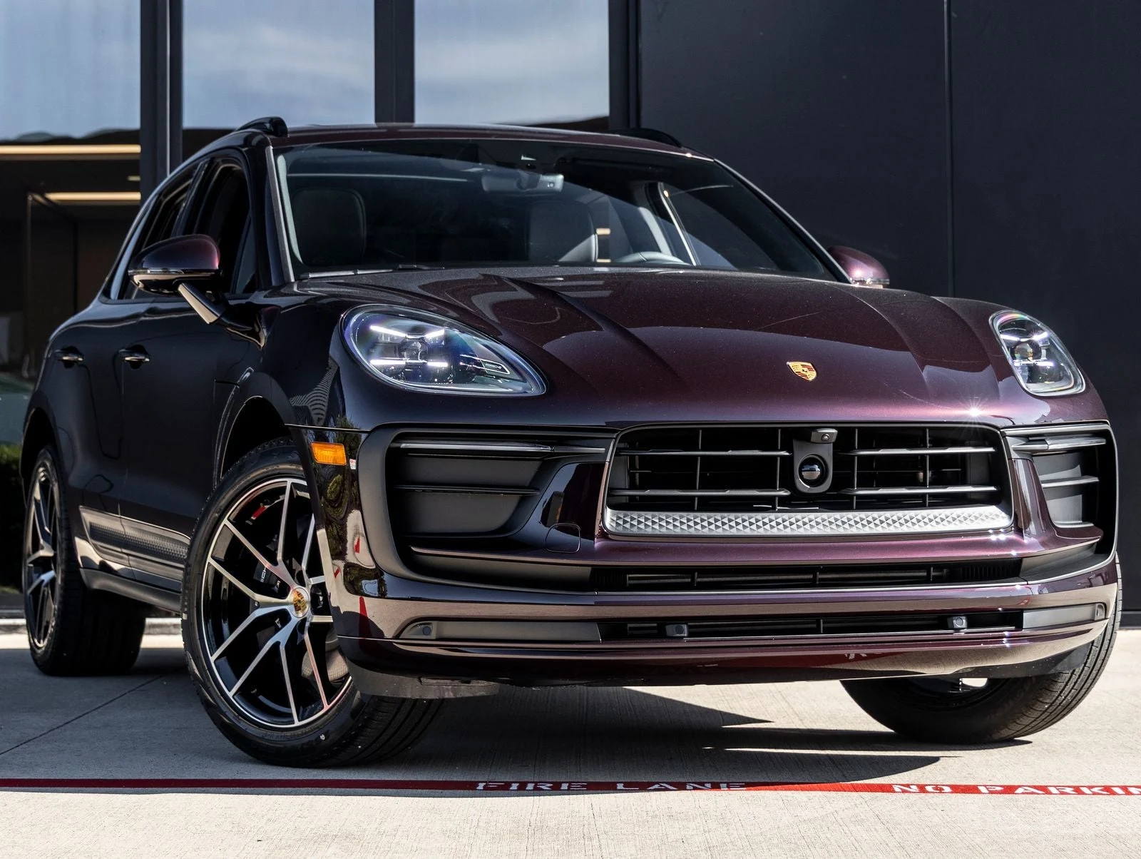 2026 Porsche Macan (95B), 6/20