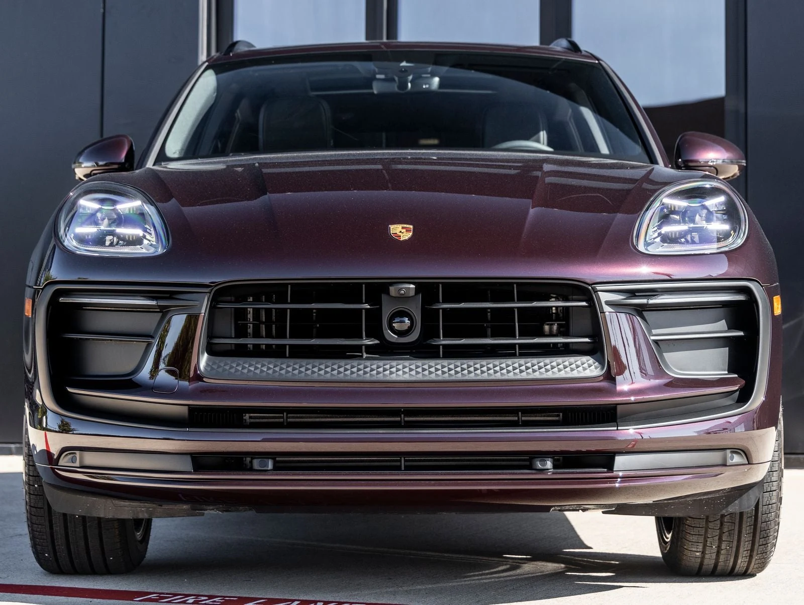 2026 Porsche Macan (95B), 8/20