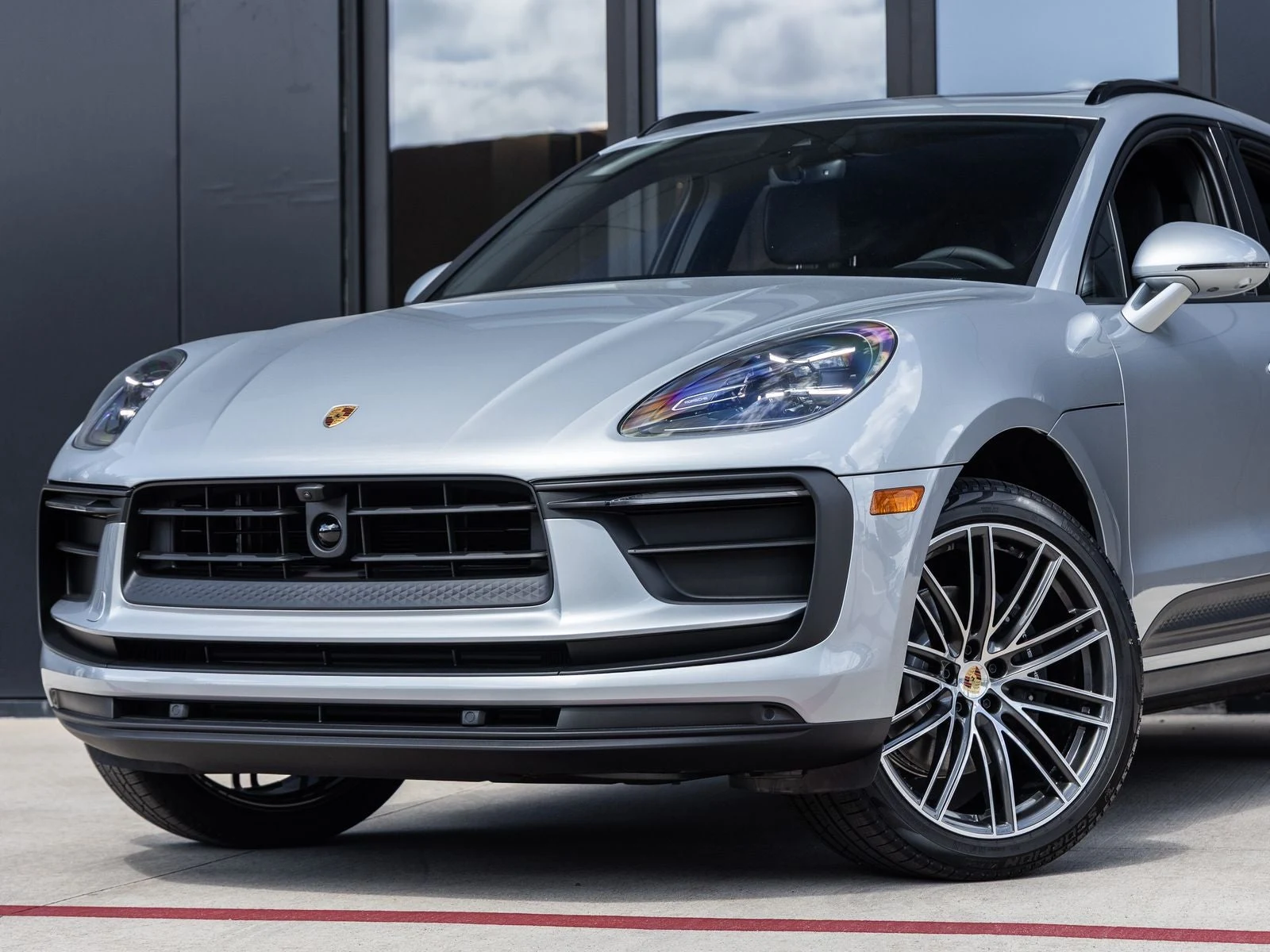 2026 Porsche Macan (95B), 7/20