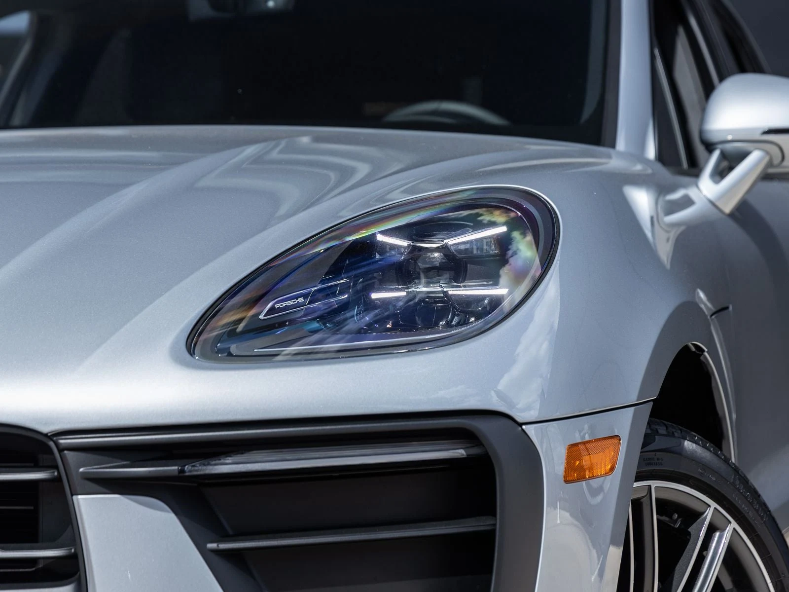 2026 Porsche Macan (95B), 18/20