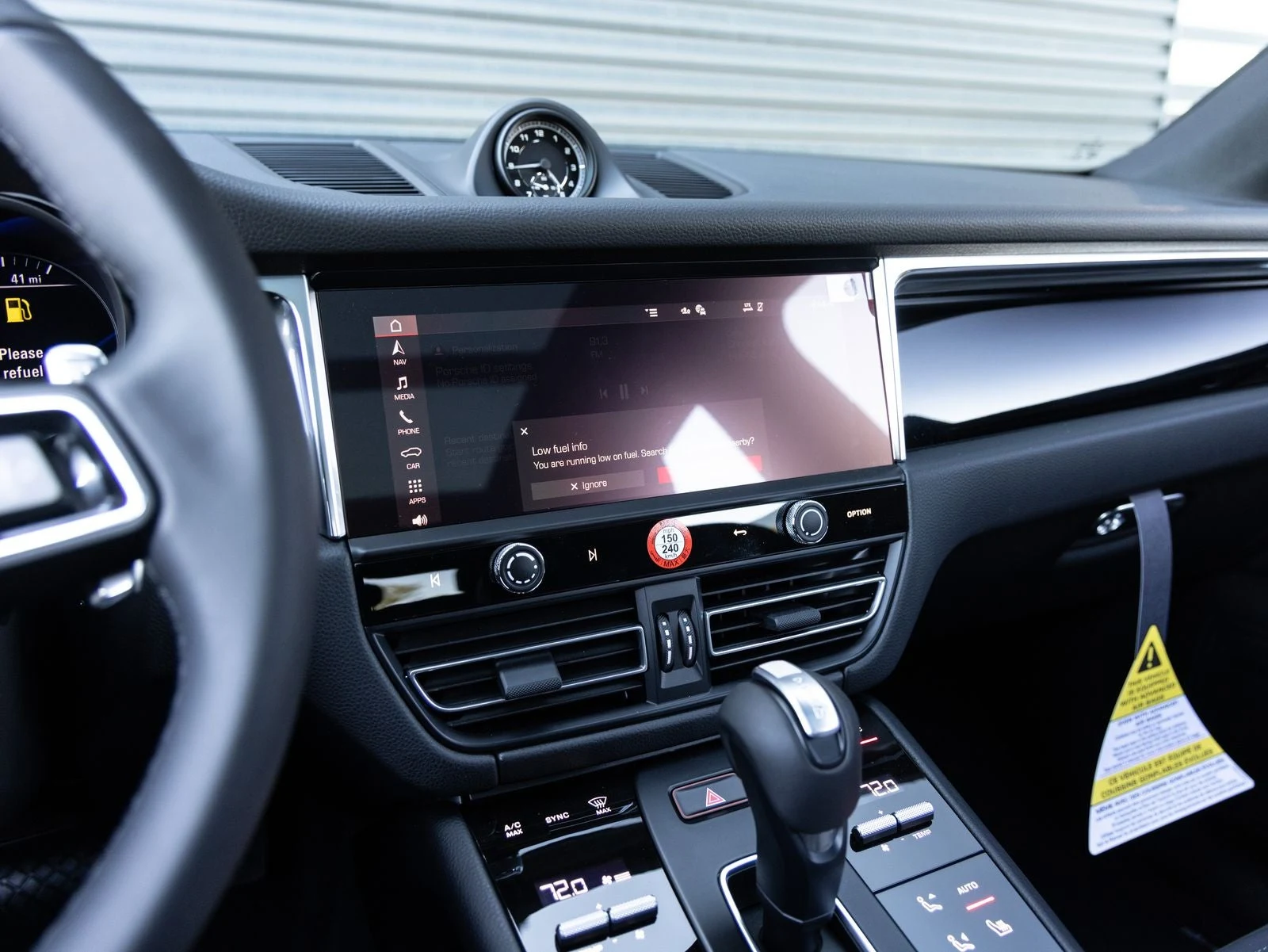 2026 Porsche Macan (95B), 15/20