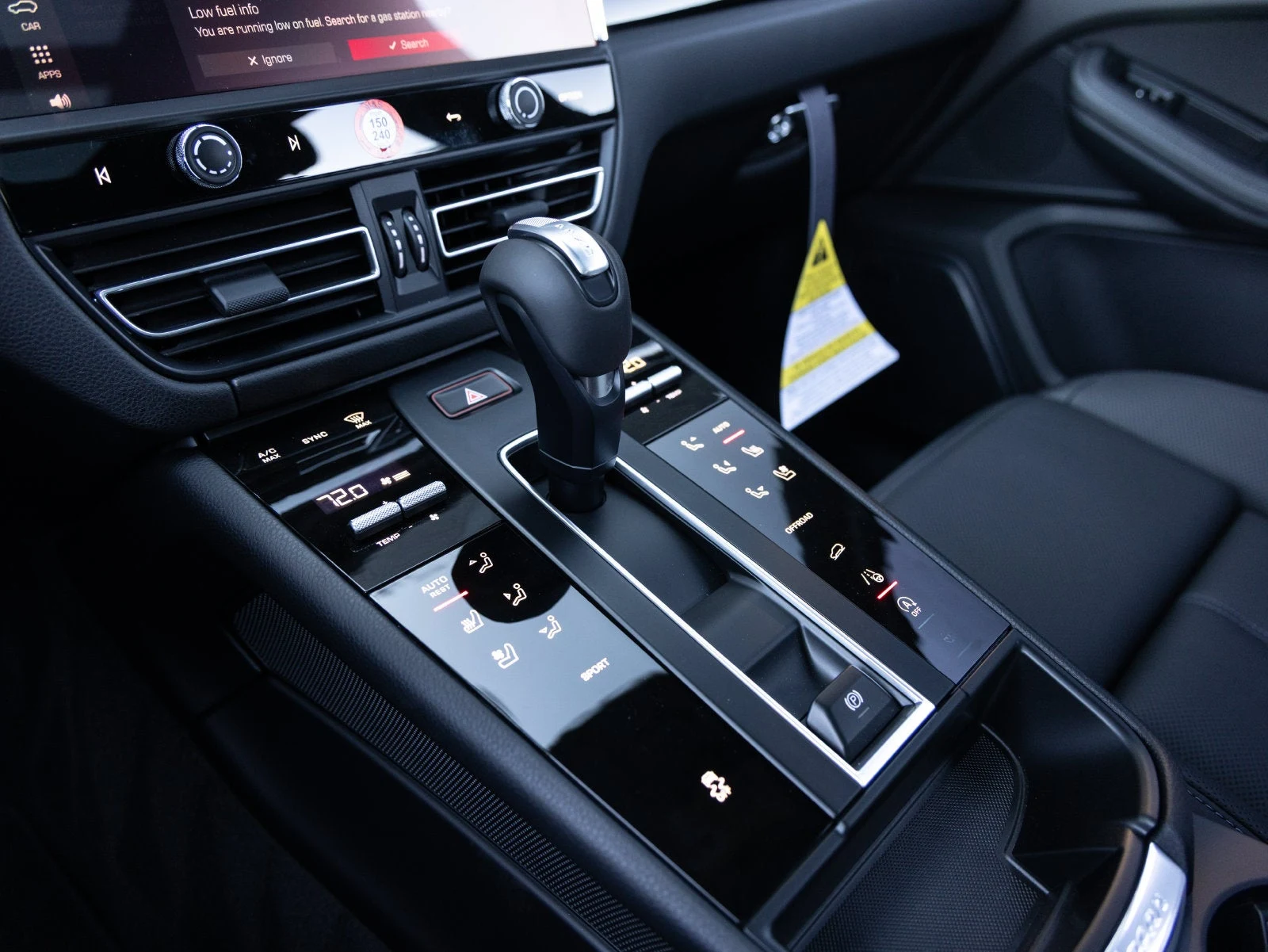 2026 Porsche Macan (95B), 17/20