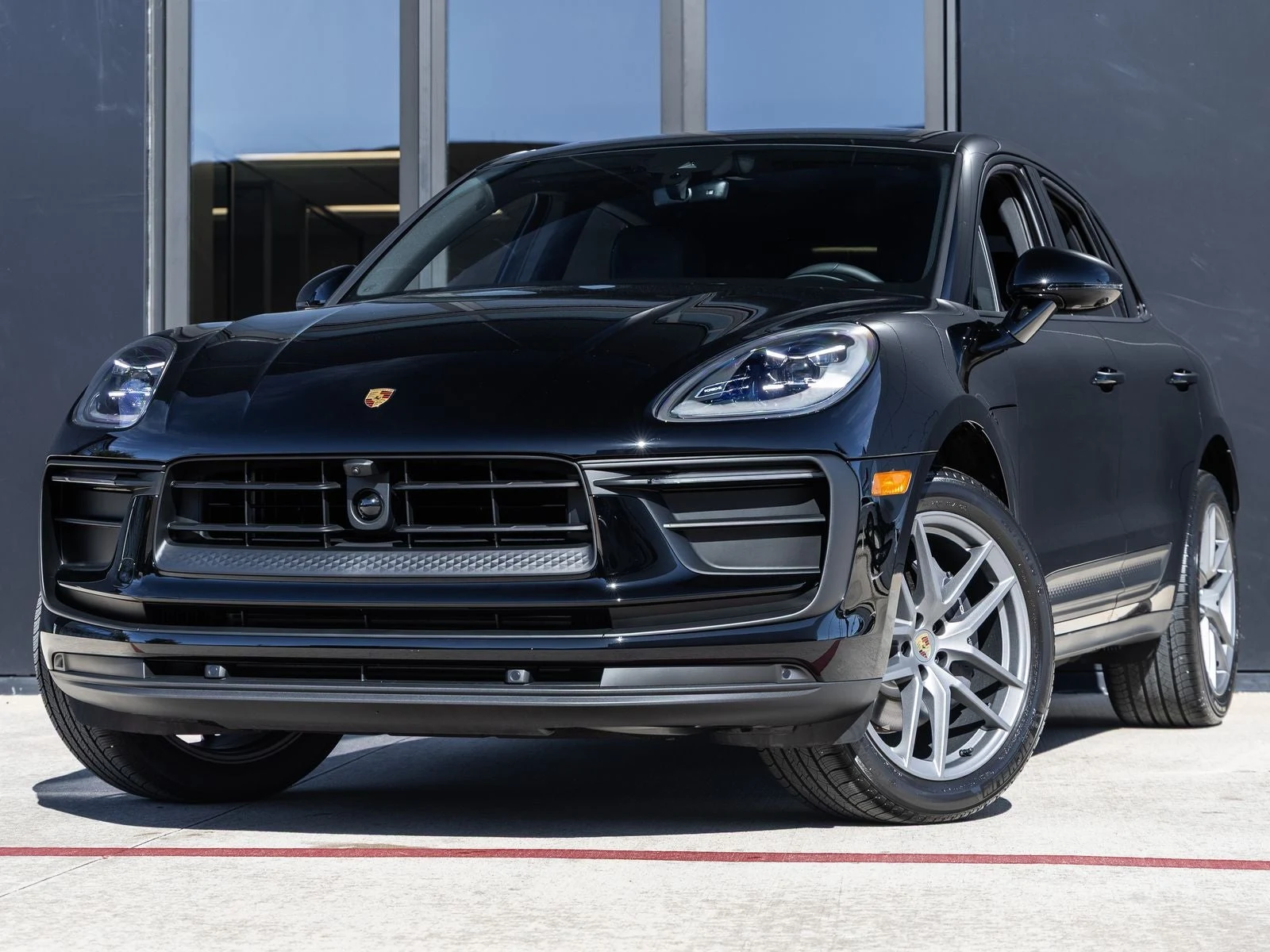 Porsche Macan (95B) · black · Indigo Auto Group