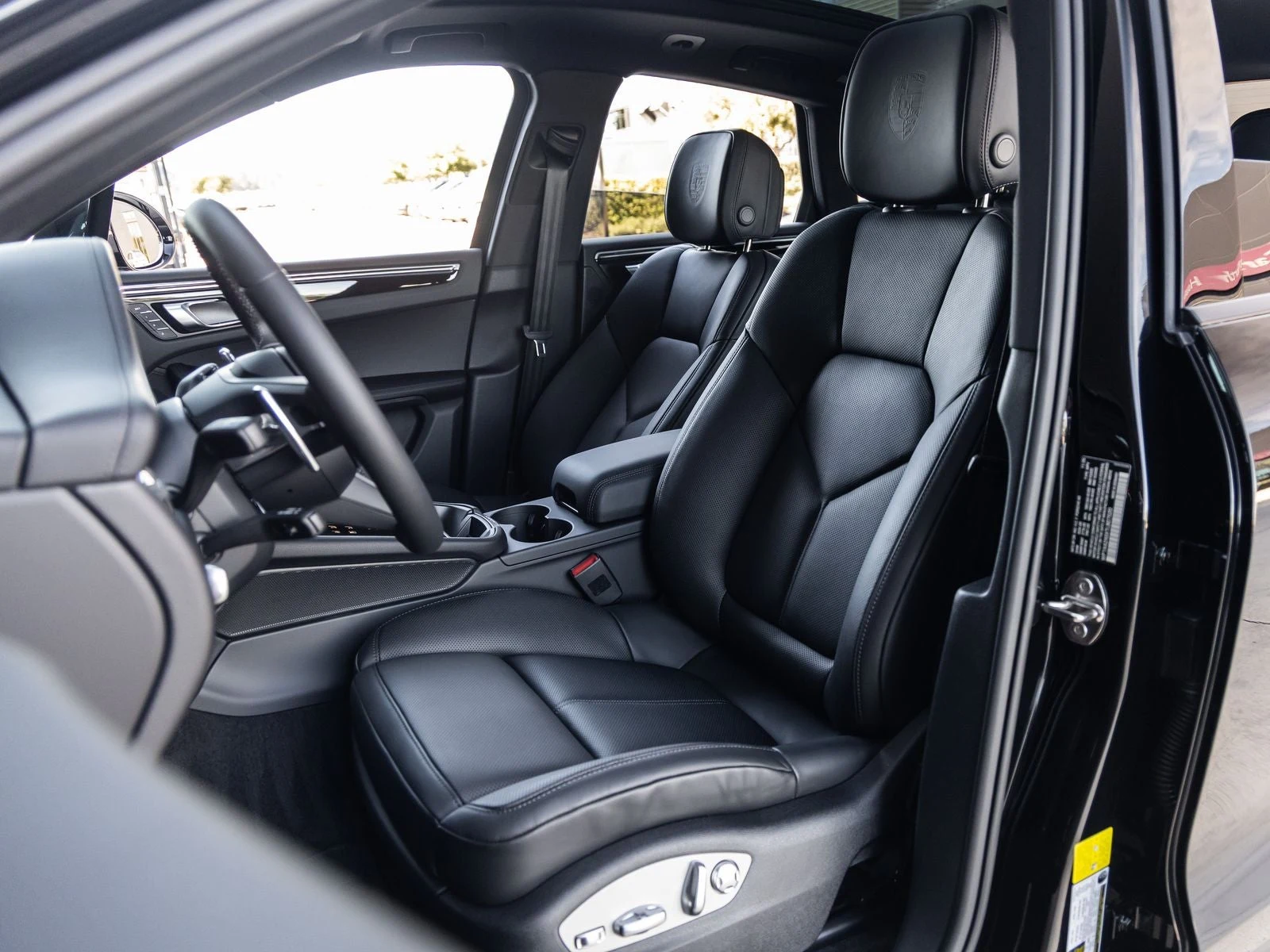 2026 Porsche Macan (95B), 5/20