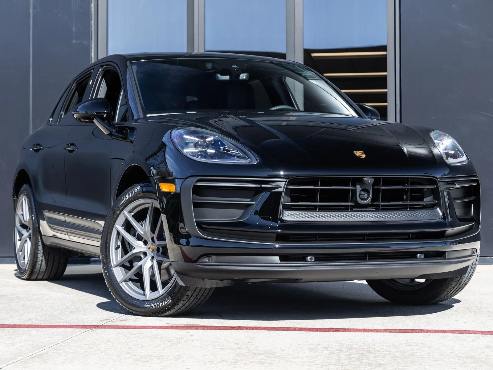 2026 Porsche Macan (95B), 6/20