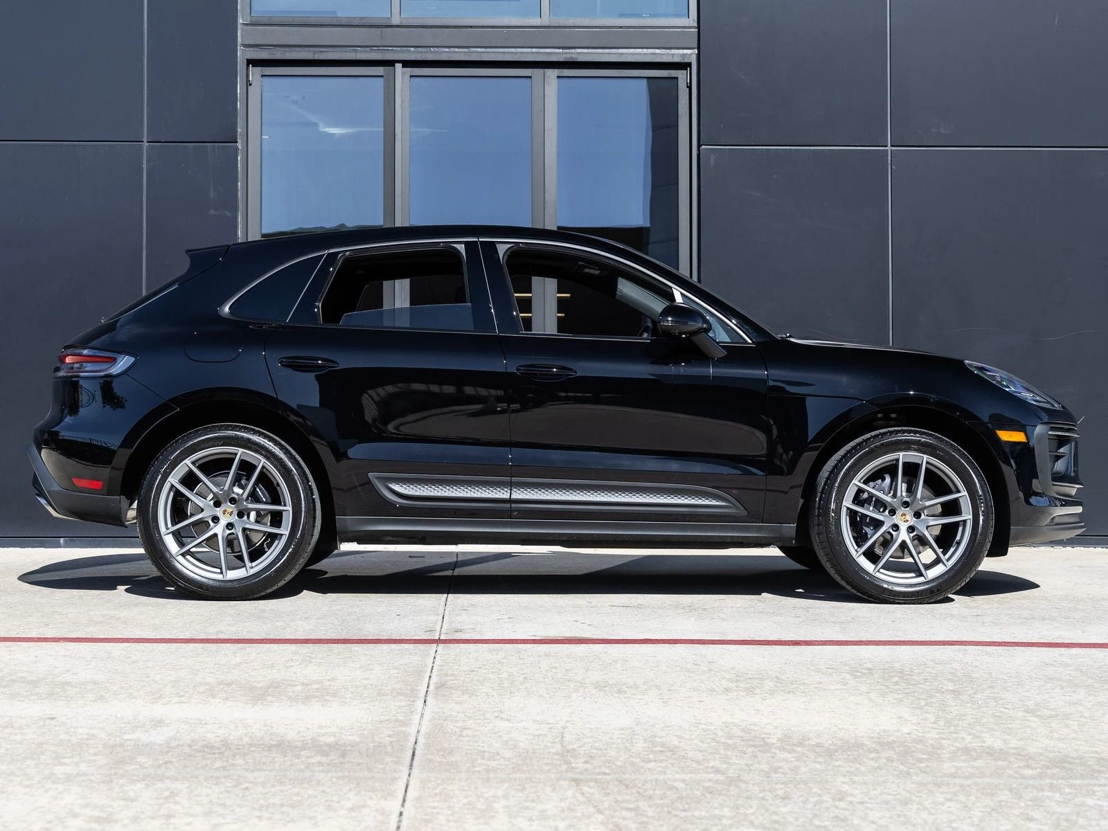 2026 Porsche Macan (95B), 12/20