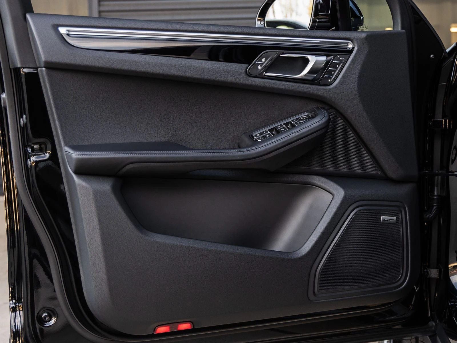 2026 Porsche Macan (95B), 19/20