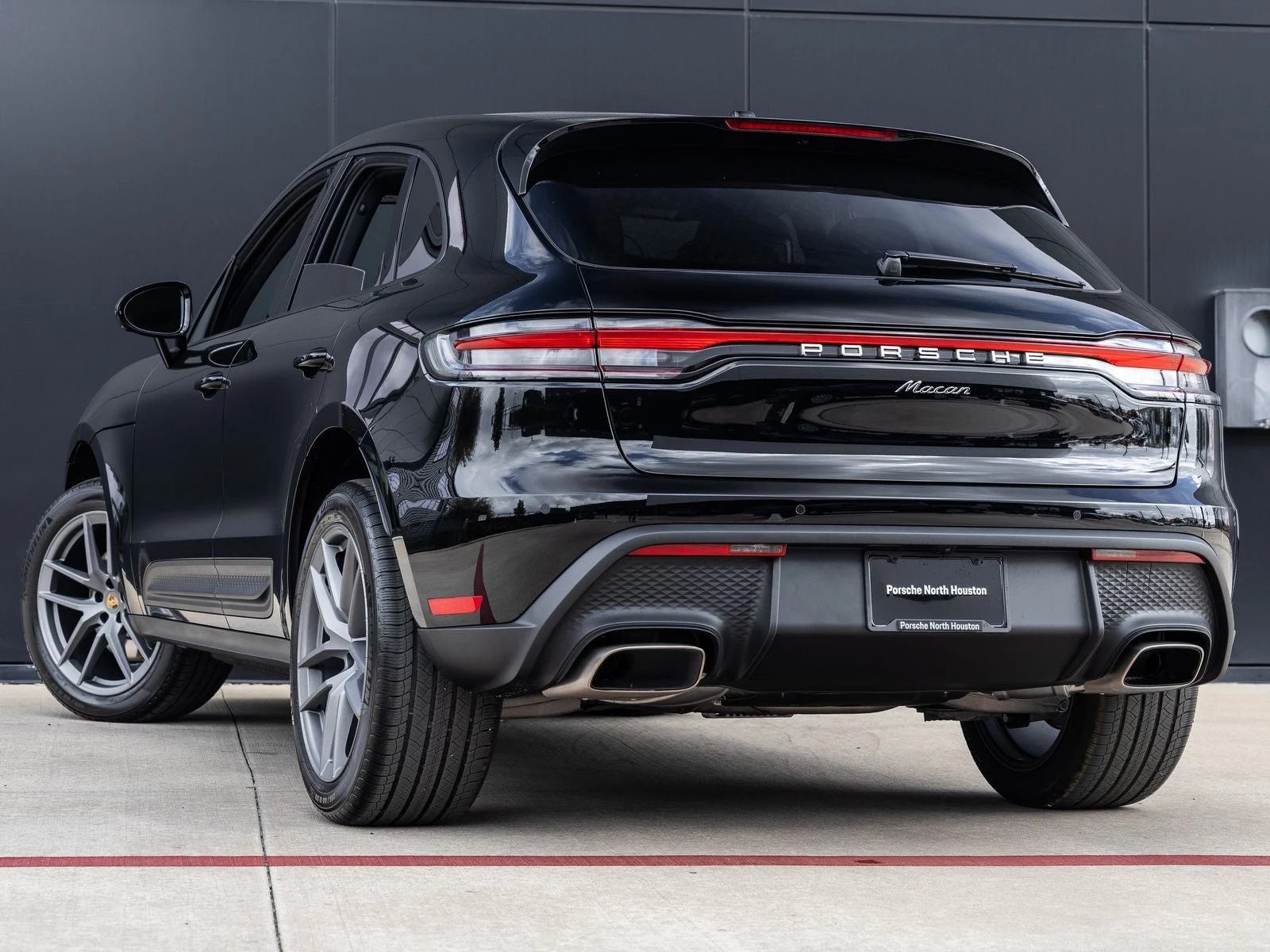 2026 Porsche Macan (95B), 3/20