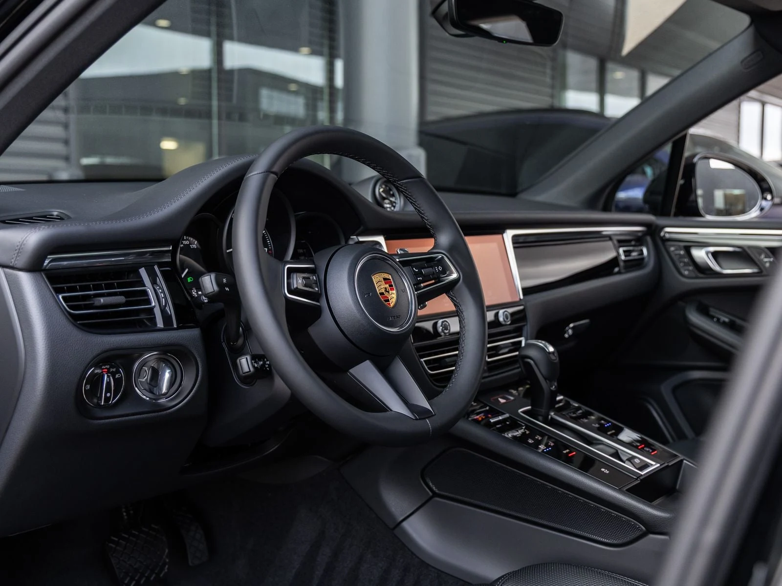 2026 Porsche Macan (95B), 4/20