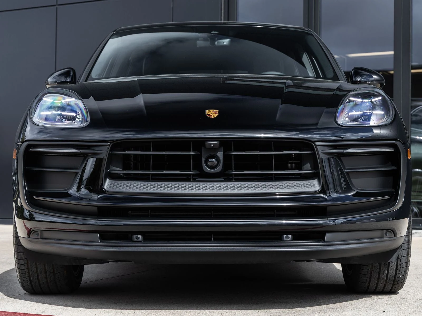 2026 Porsche Macan (95B), 8/20