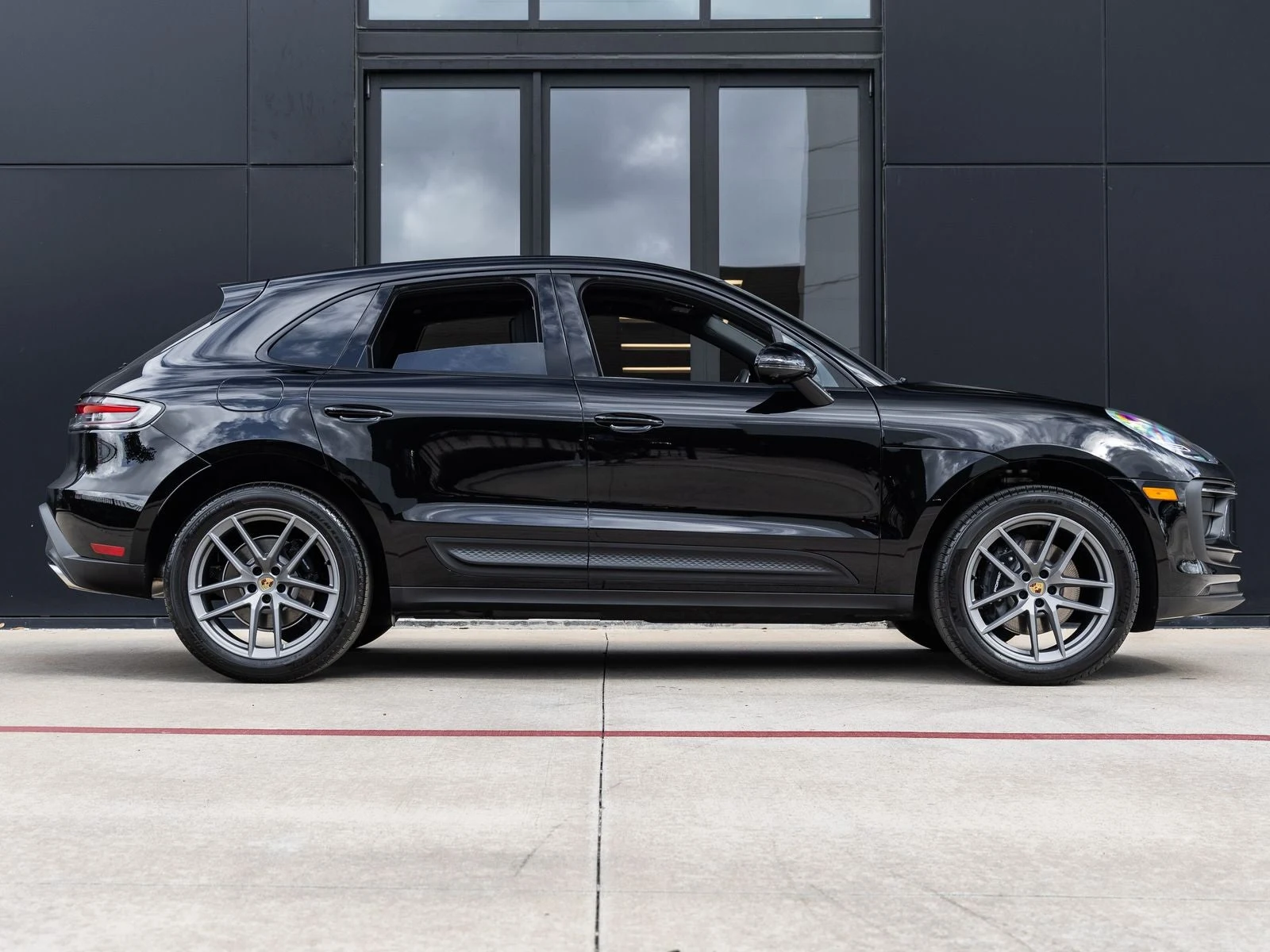 2026 Porsche Macan (95B), 12/20
