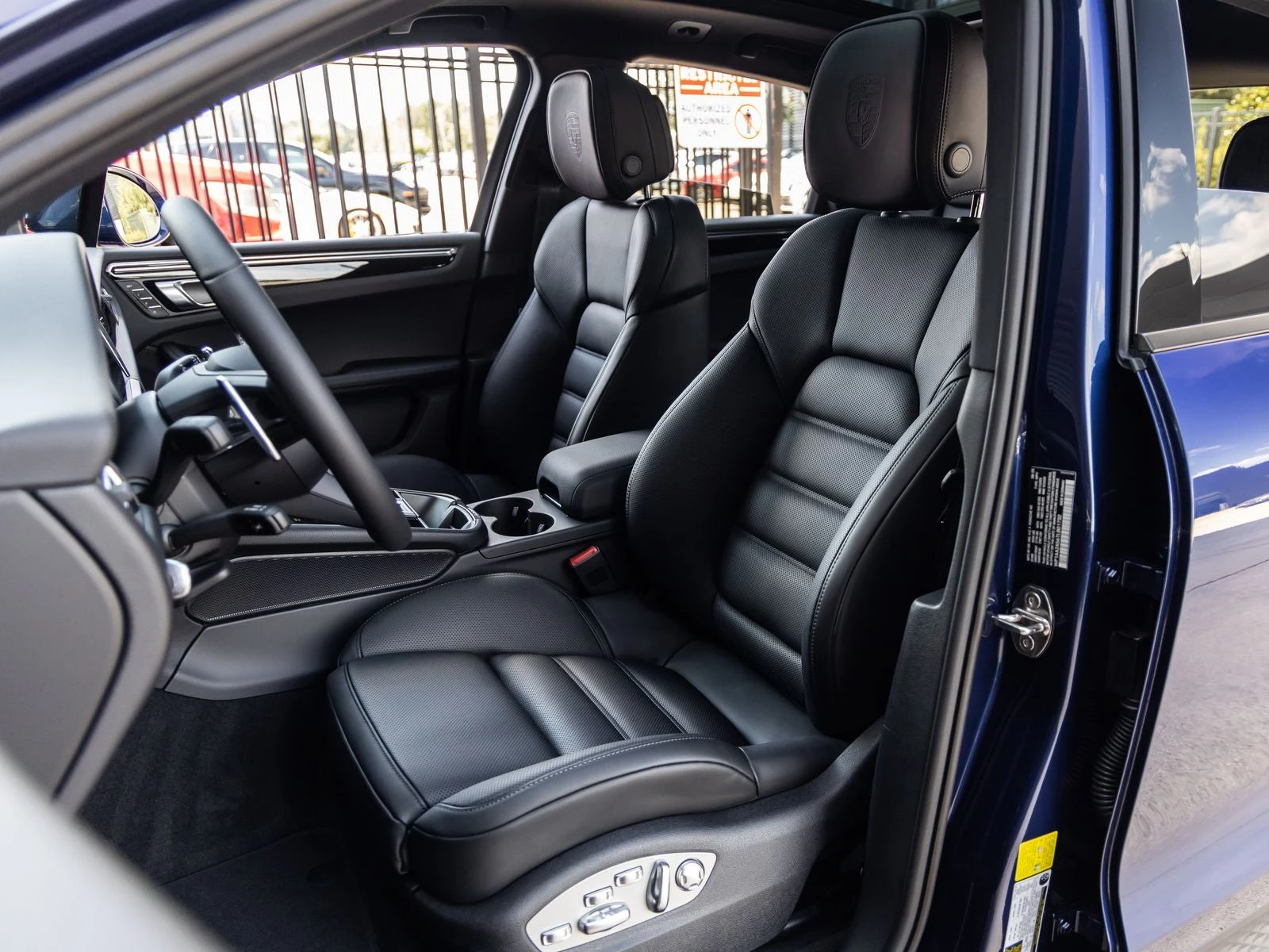 2026 Porsche Macan (95B), 5/20