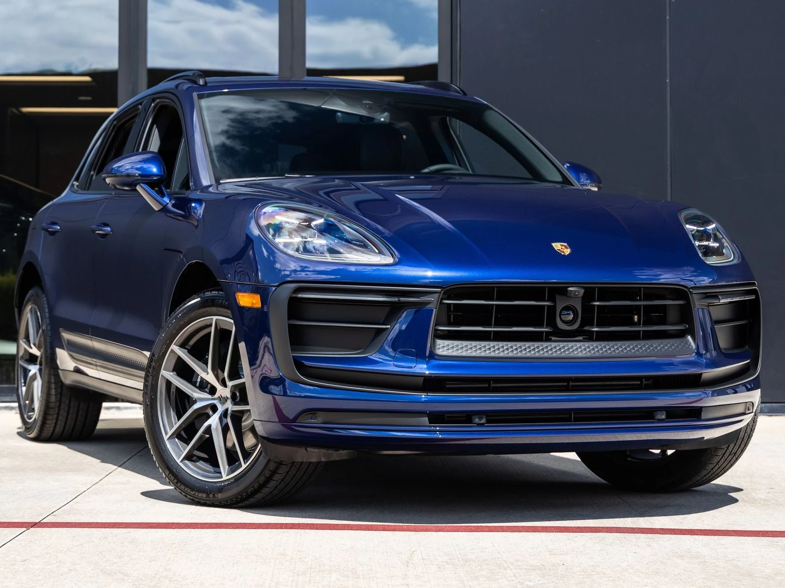 2026 Porsche Macan (95B), 6/20