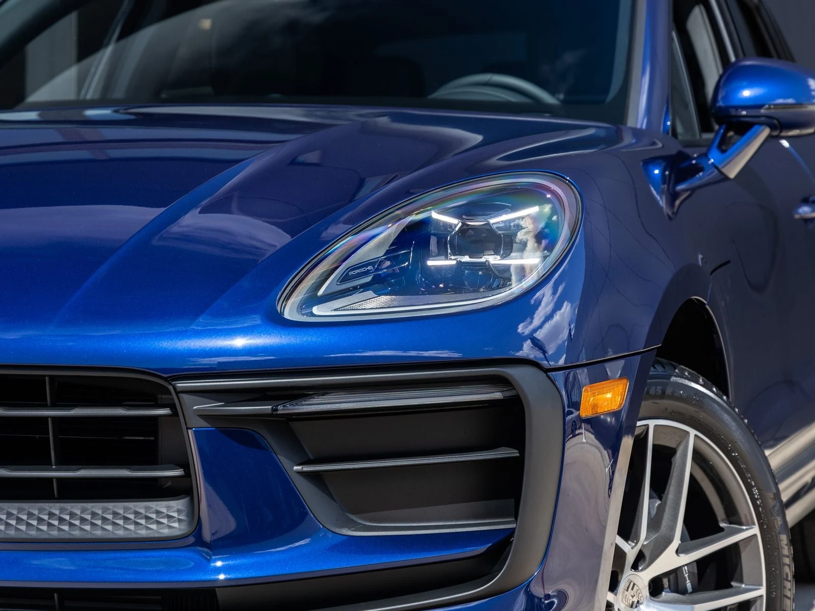 2026 Porsche Macan (95B), 18/20