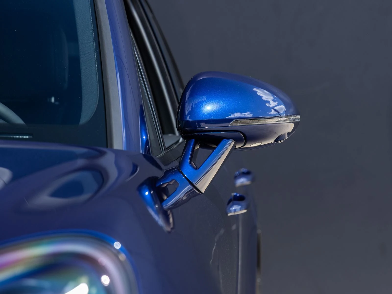 2026 Porsche Macan (95B), 19/20