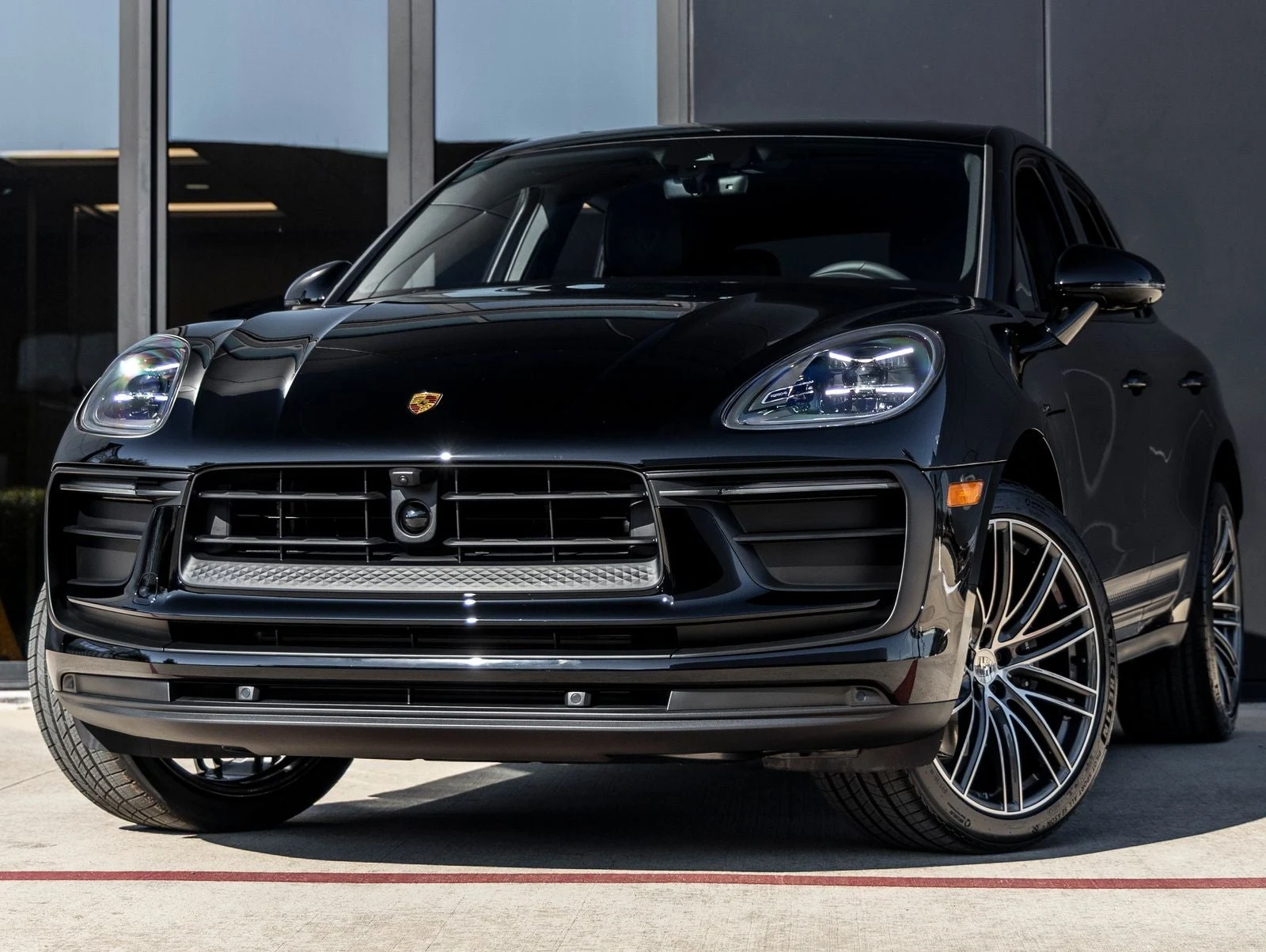 Porsche Macan (95B) · black · Indigo Auto Group