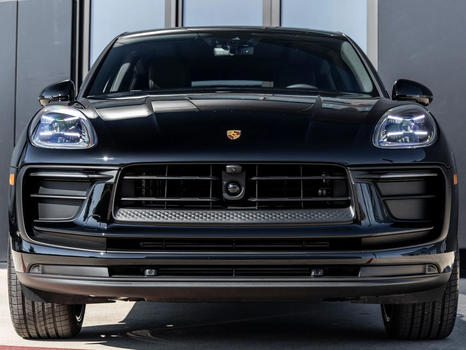 2026 Porsche Macan (95B), 8/20