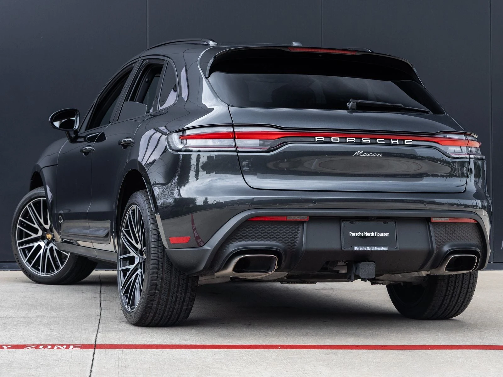 2026 Porsche Macan (95B), 3/20