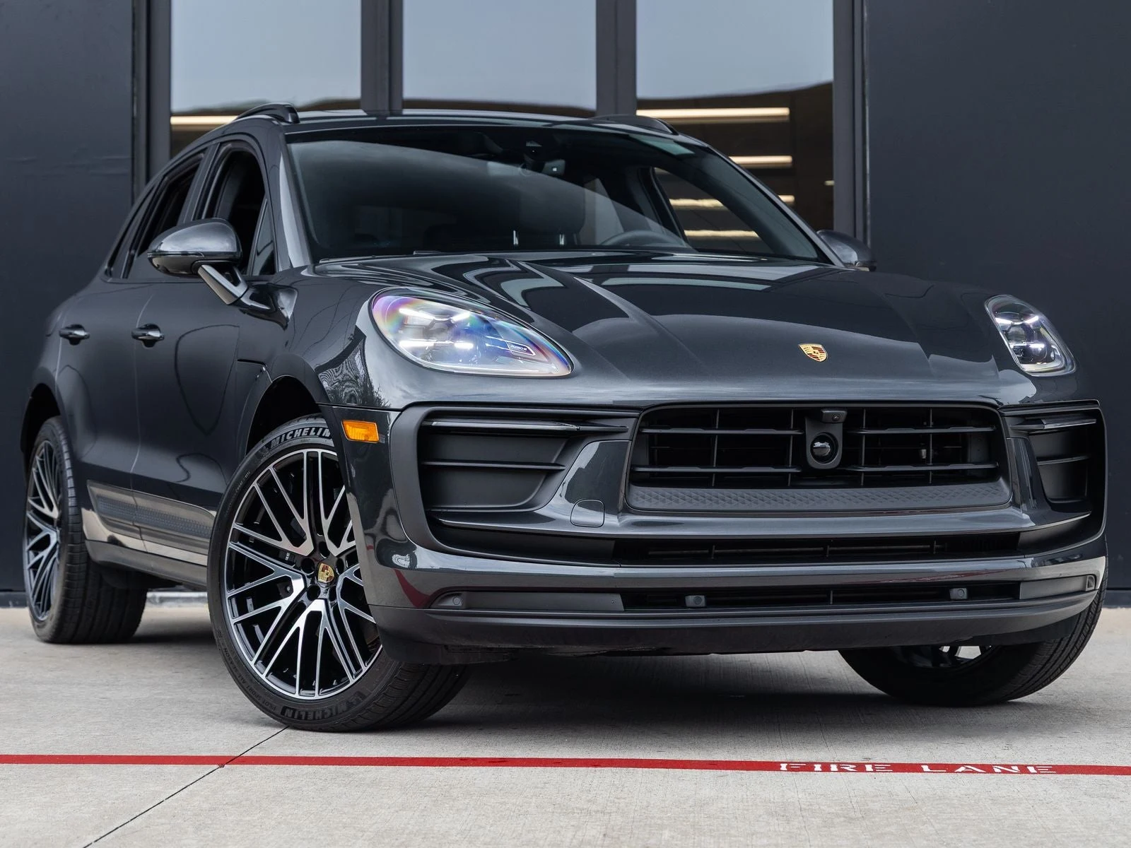 2026 Porsche Macan (95B), 6/20